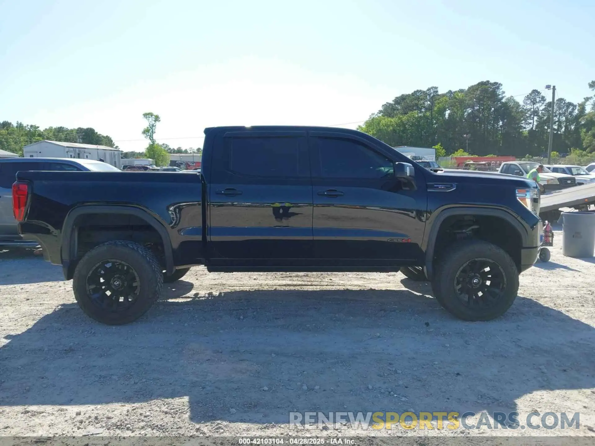13 Photograph of a damaged car 1GTP9EEL2LZ207493 GMC SIERRA 1500 2020