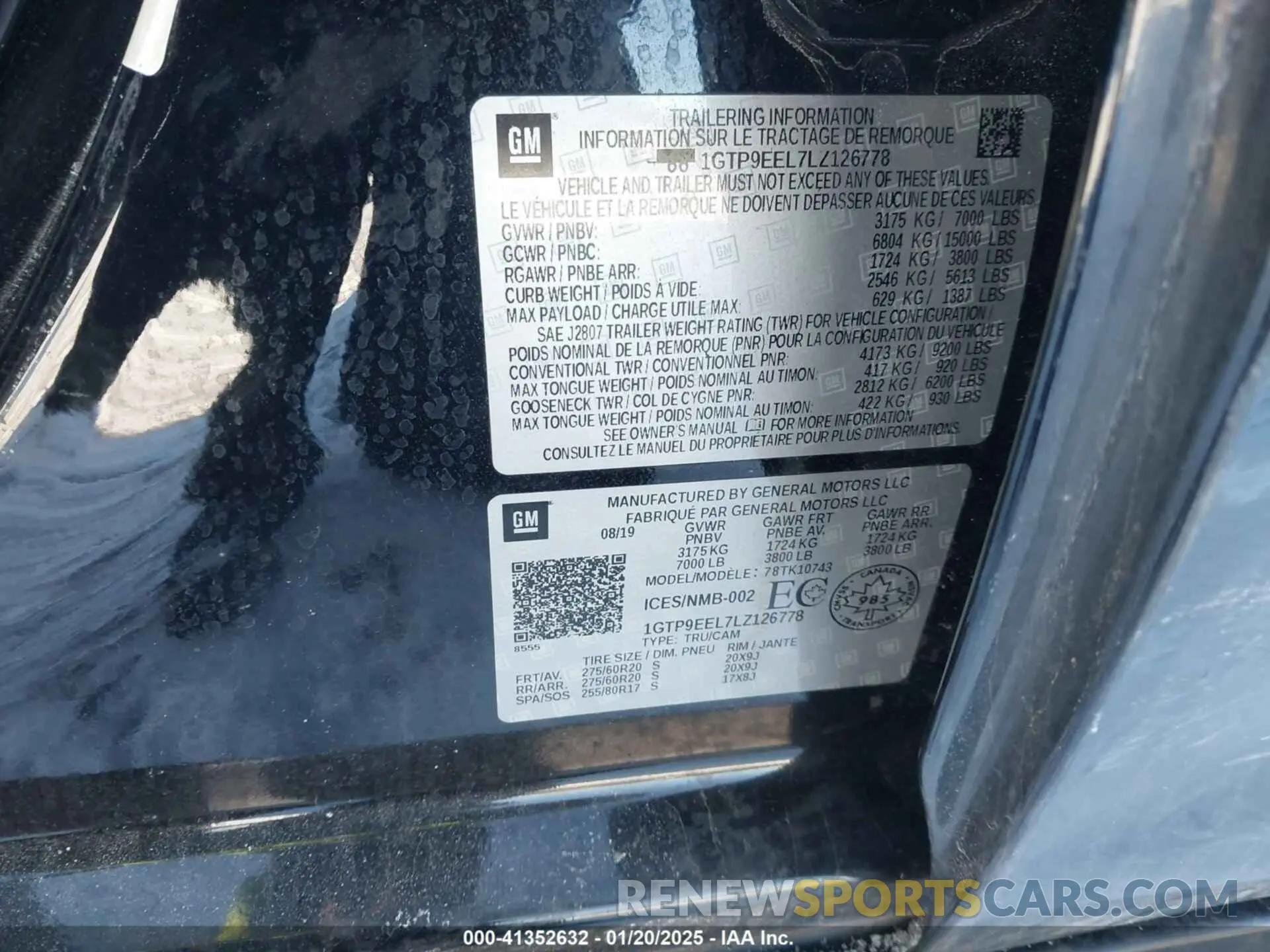 9 Photograph of a damaged car 1GTP9EEL7LZ126778 GMC SIERRA 1500 2020