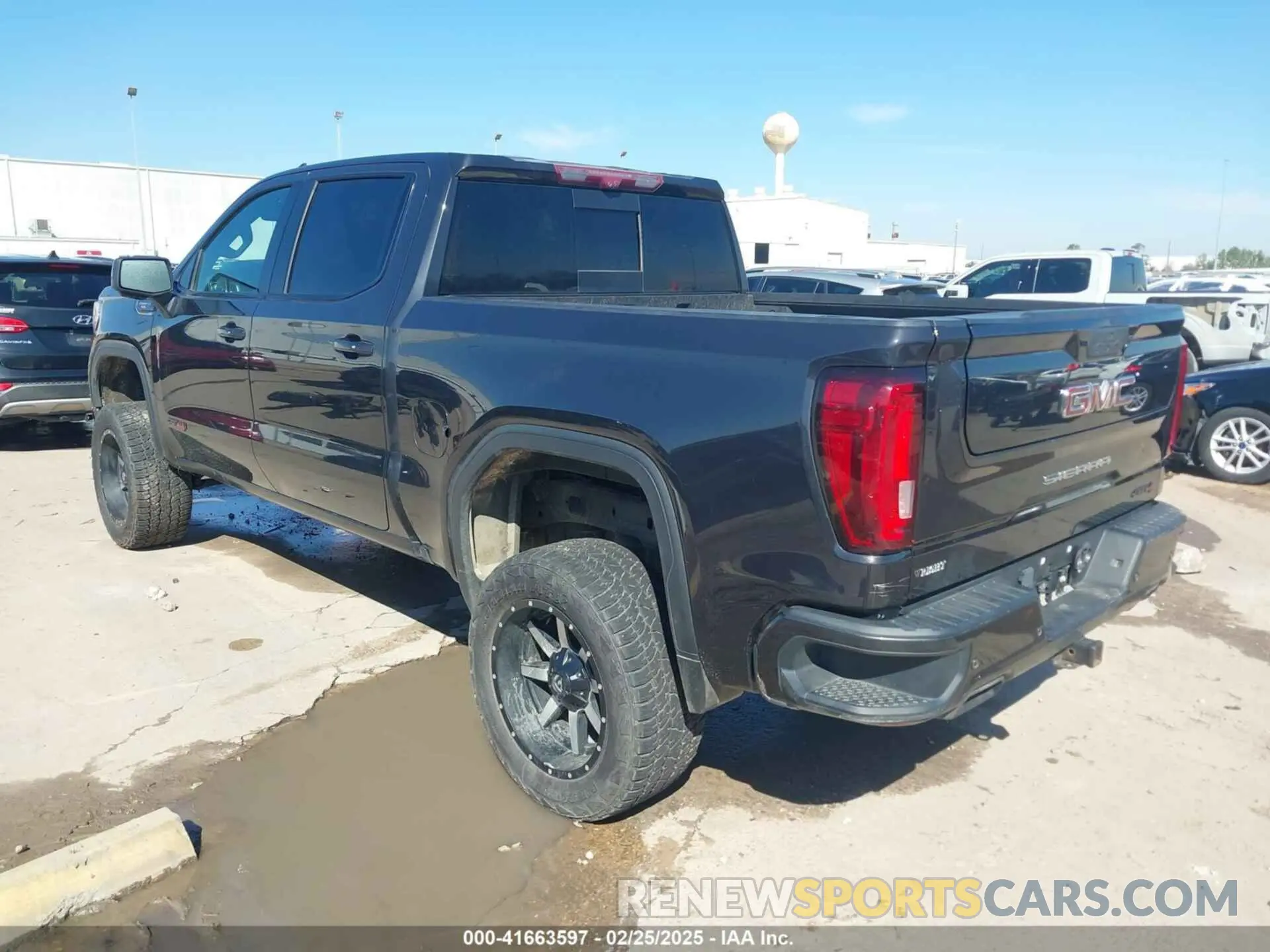 3 Photograph of a damaged car 1GTP9EELXLZ294821 GMC SIERRA 1500 2020