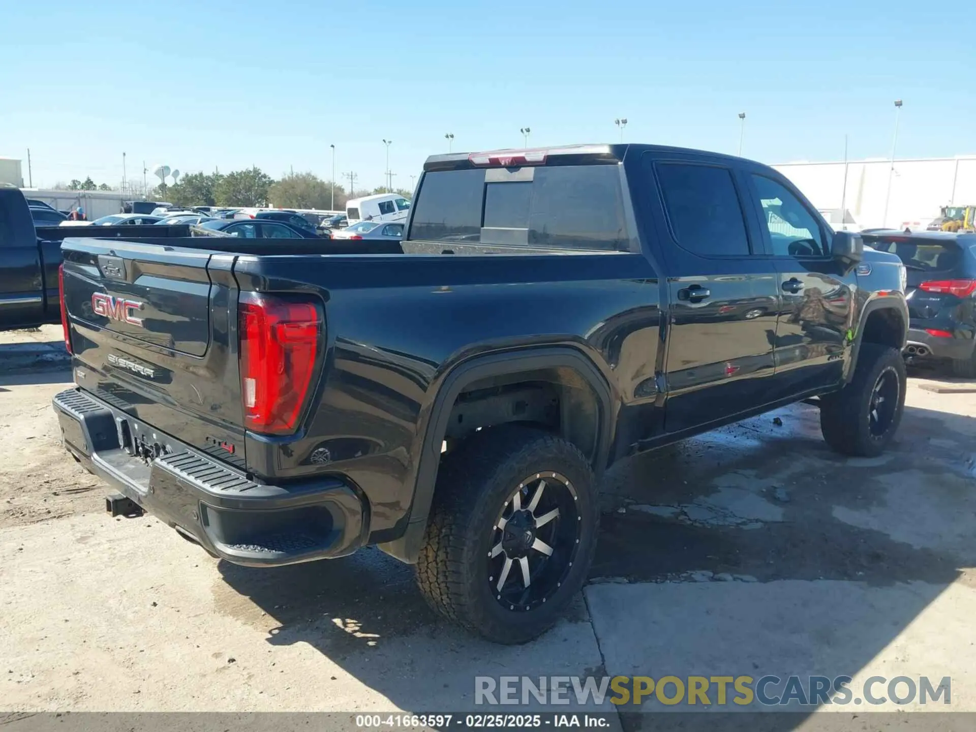4 Photograph of a damaged car 1GTP9EELXLZ294821 GMC SIERRA 1500 2020