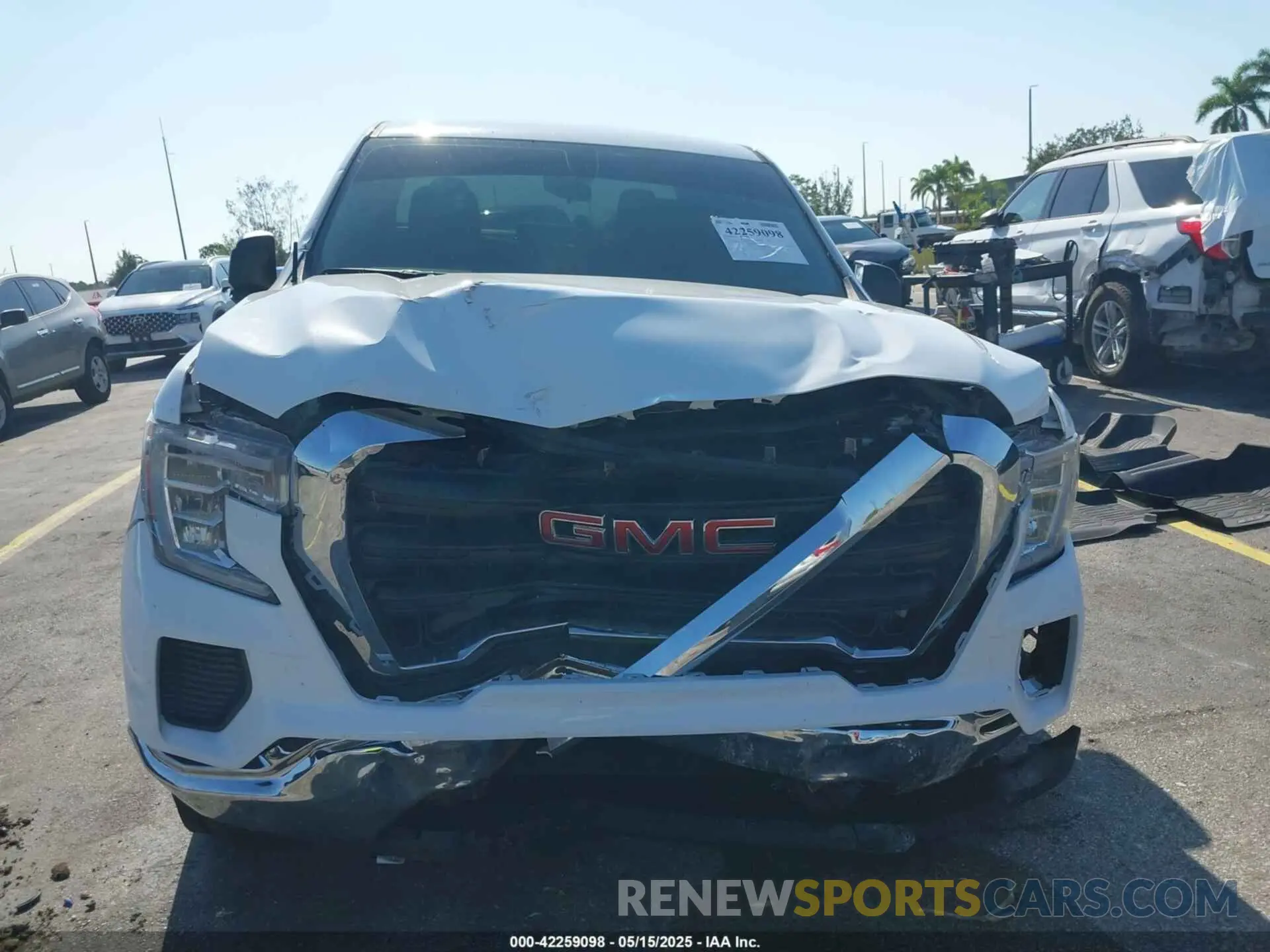 6 Photograph of a damaged car 1GTR8AEHXLZ364124 GMC SIERRA 1500 2020