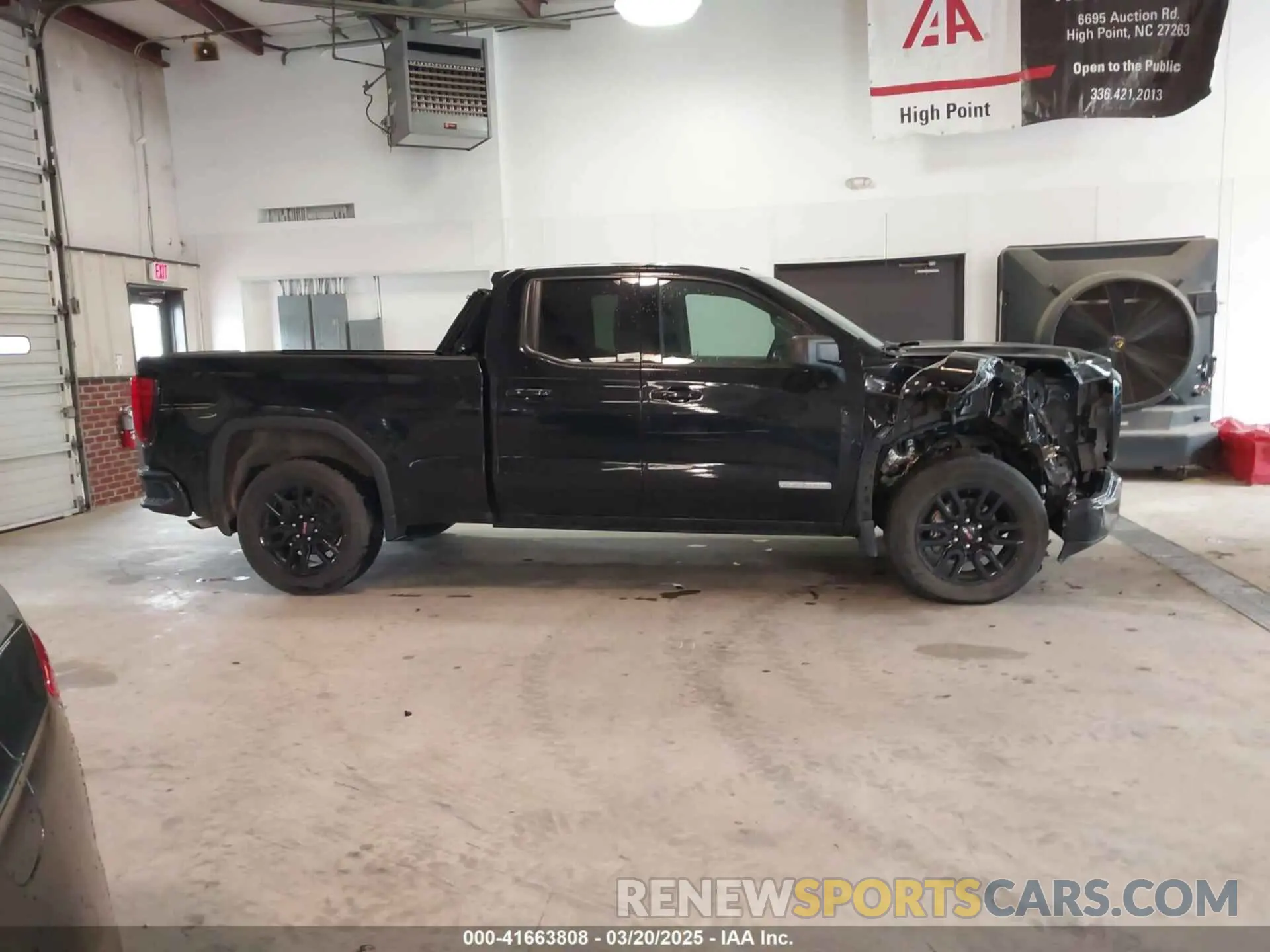 14 Photograph of a damaged car 1GTR8CED1LZ118331 GMC SIERRA 1500 2020