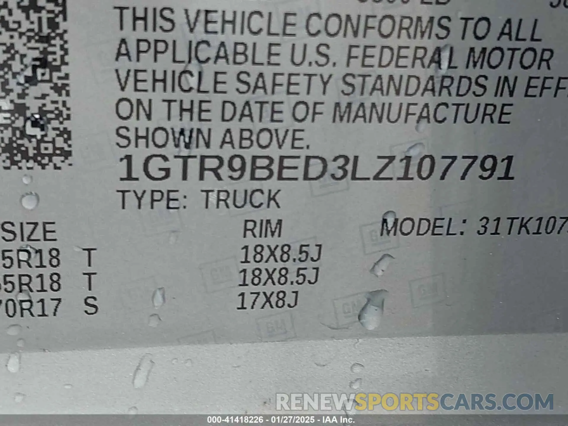 9 Photograph of a damaged car 1GTR9BED3LZ107791 GMC SIERRA 1500 2020