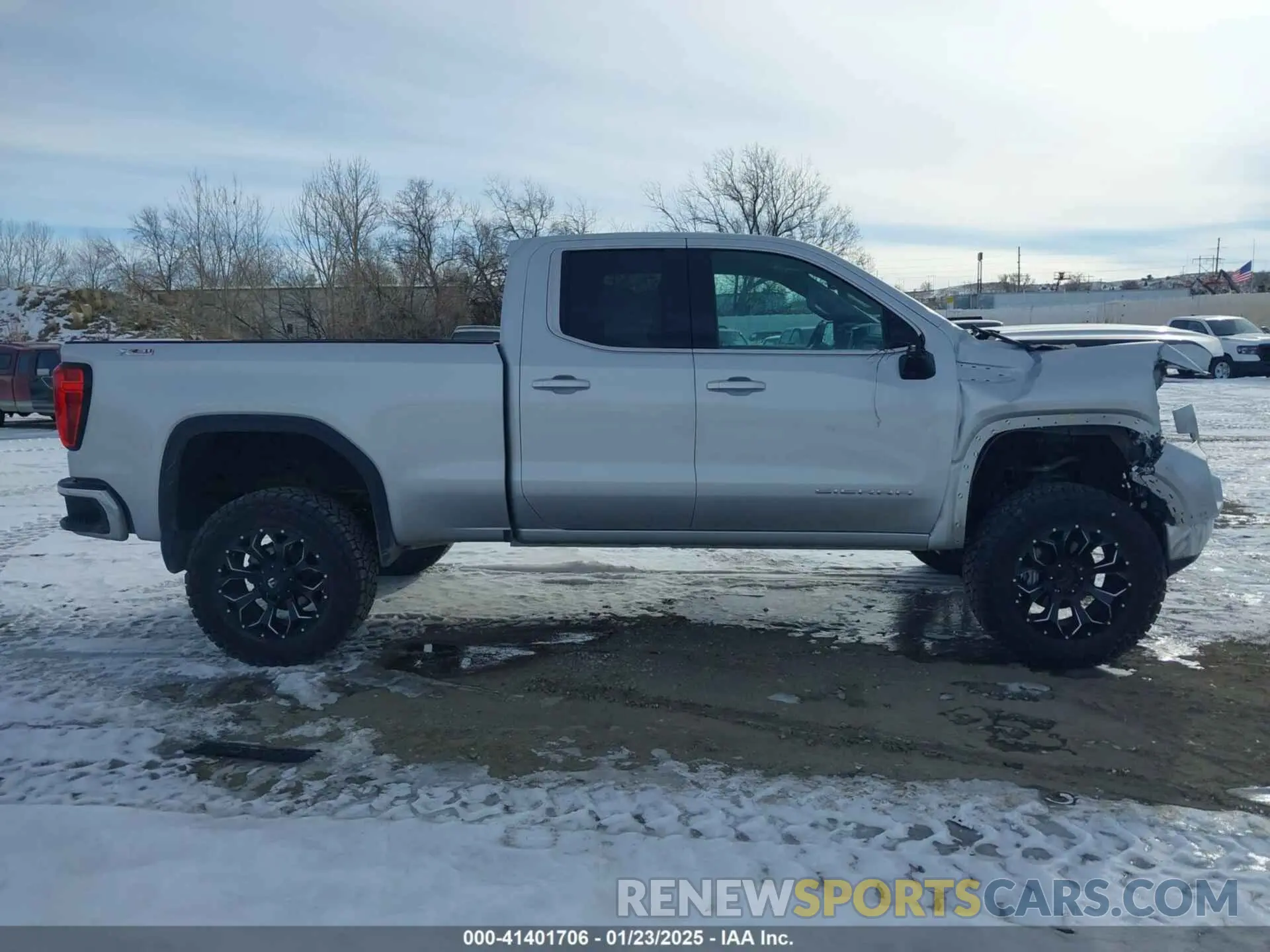 13 Photograph of a damaged car 1GTR9BED9LZ208043 GMC SIERRA 1500 2020