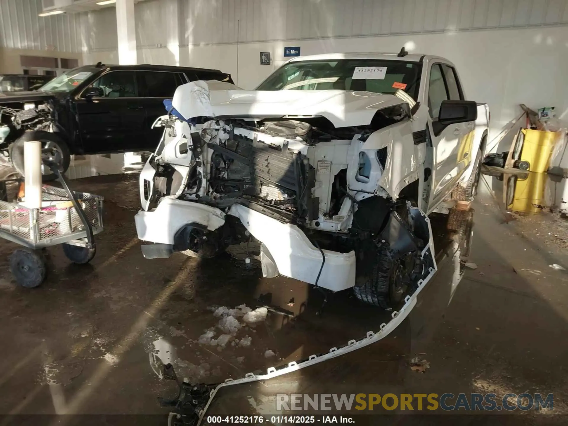 6 Photograph of a damaged car 1GTR9CEK0LZ294900 GMC SIERRA 1500 2020
