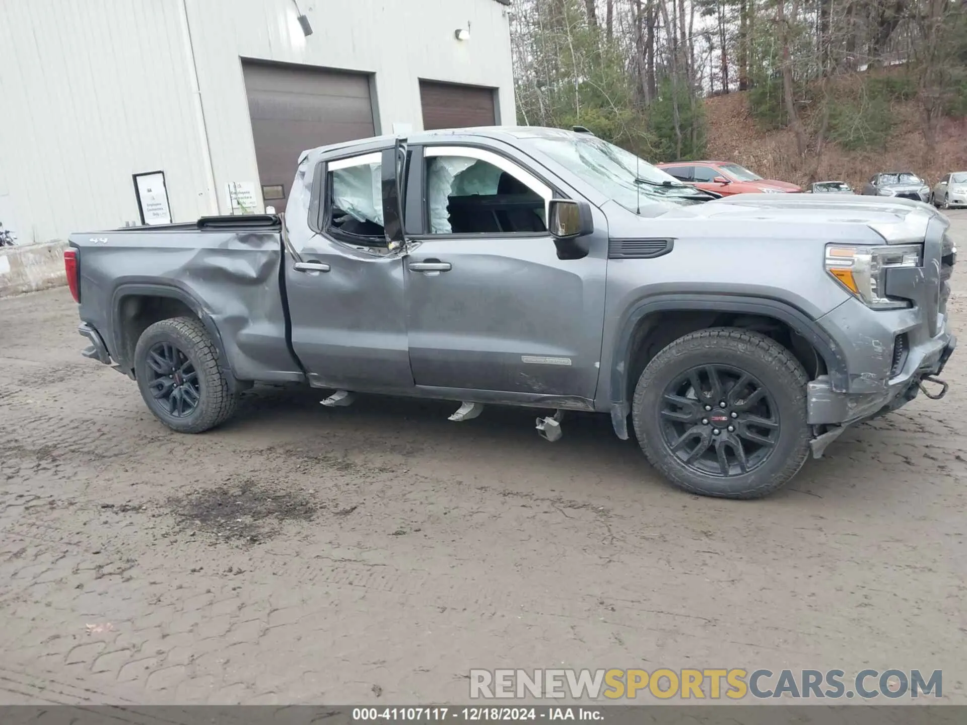 13 Photograph of a damaged car 1GTR9CEK2LZ332806 GMC SIERRA 1500 2020