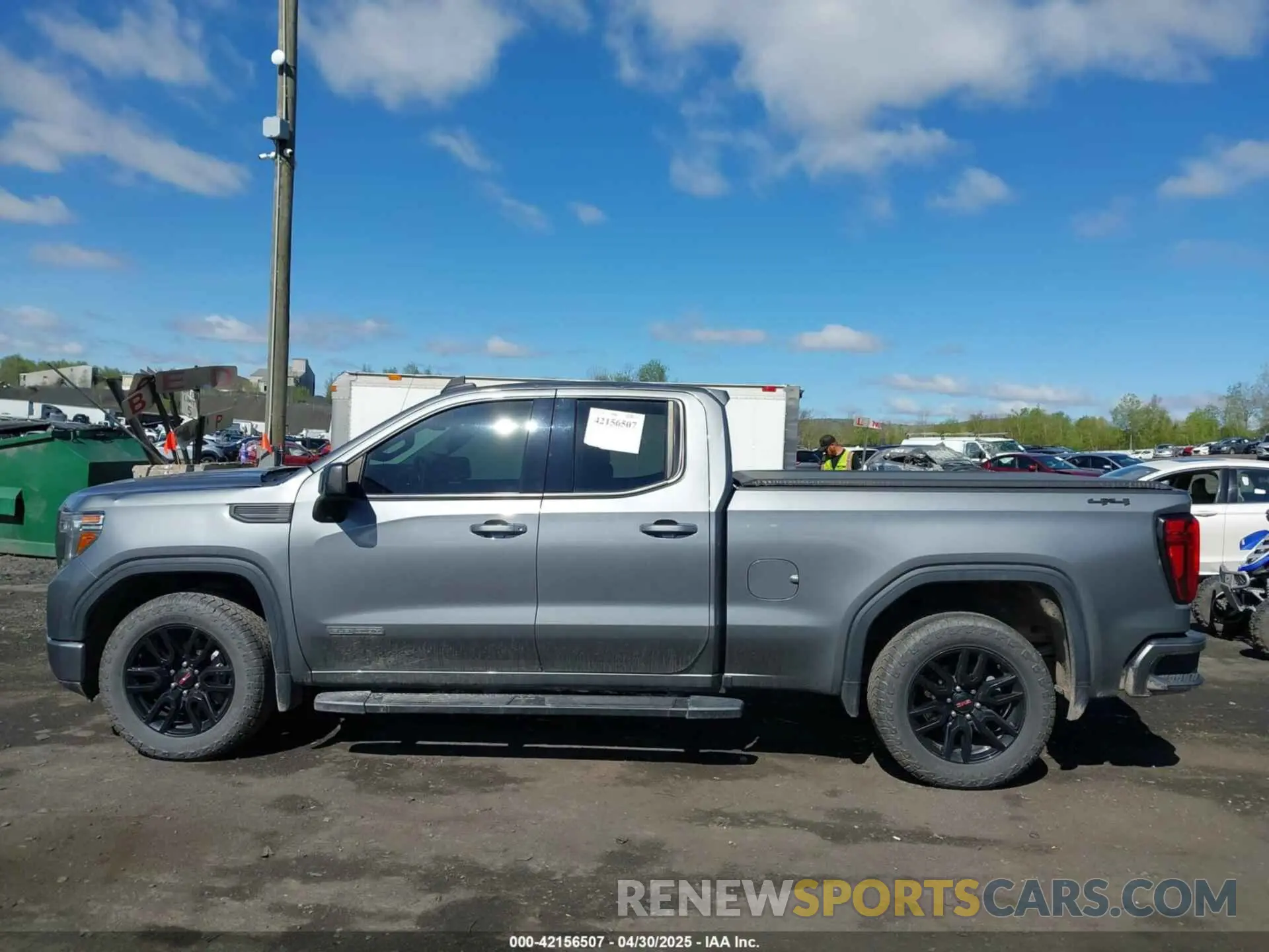 14 Photograph of a damaged car 1GTR9CEK4LZ331883 GMC SIERRA 1500 2020