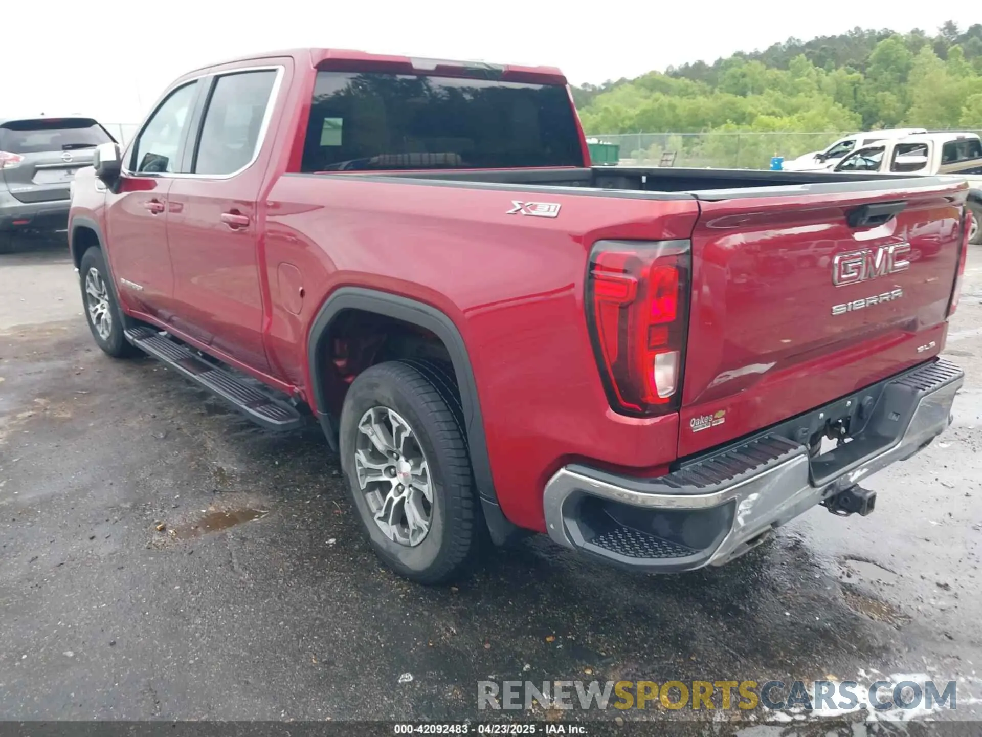 3 Photograph of a damaged car 1GTU9BED0LZ318294 GMC SIERRA 1500 2020