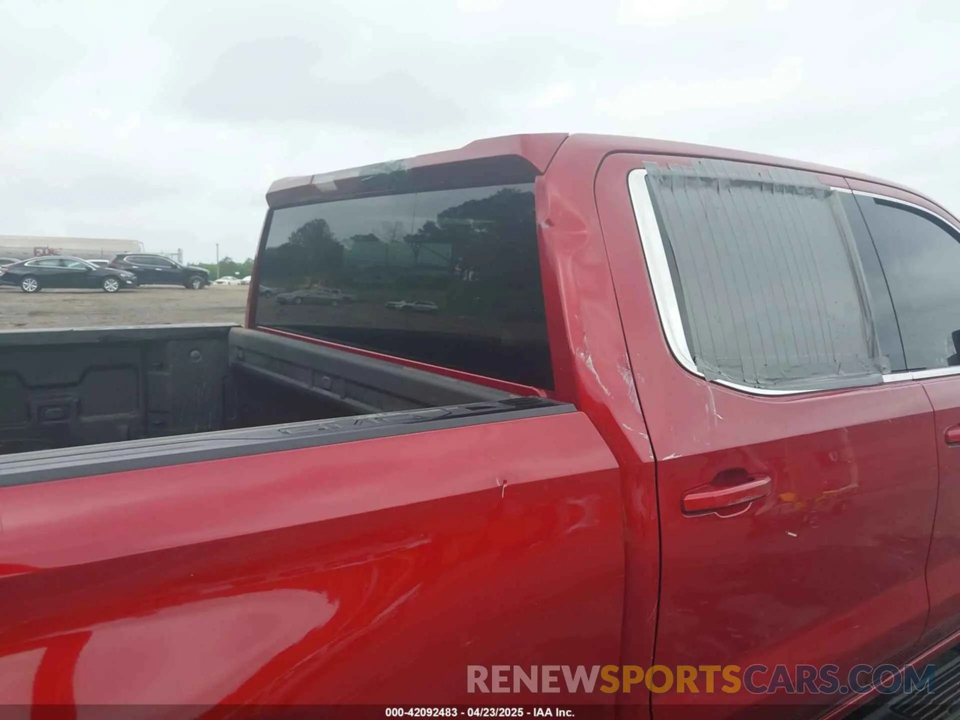 6 Photograph of a damaged car 1GTU9BED0LZ318294 GMC SIERRA 1500 2020