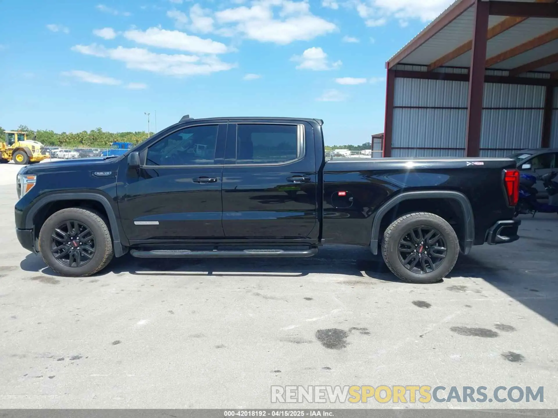 14 Photograph of a damaged car 1GTU9CED5LZ167863 GMC SIERRA 1500 2020