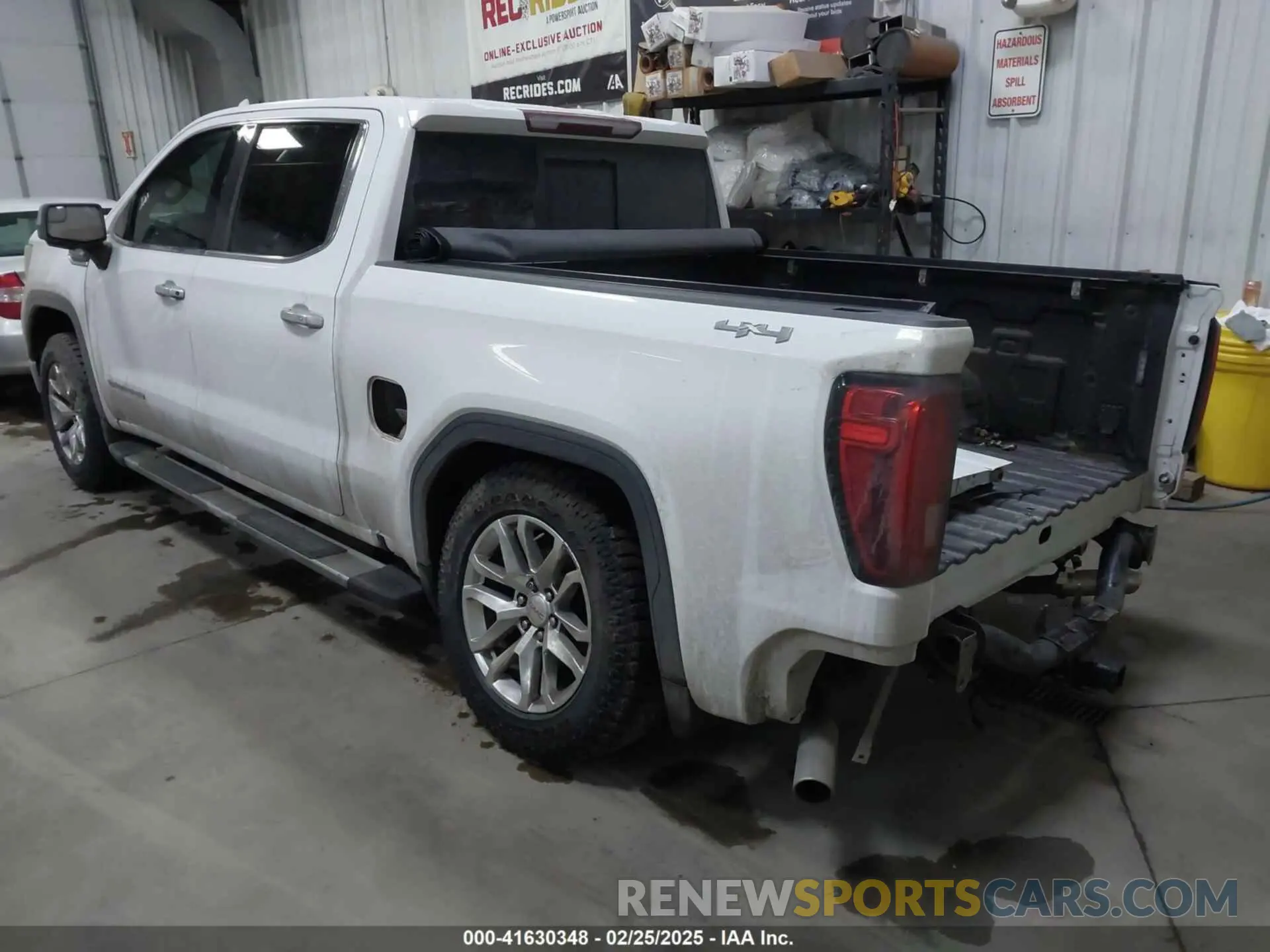 3 Photograph of a damaged car 1GTU9DED0LZ110945 GMC SIERRA 1500 2020