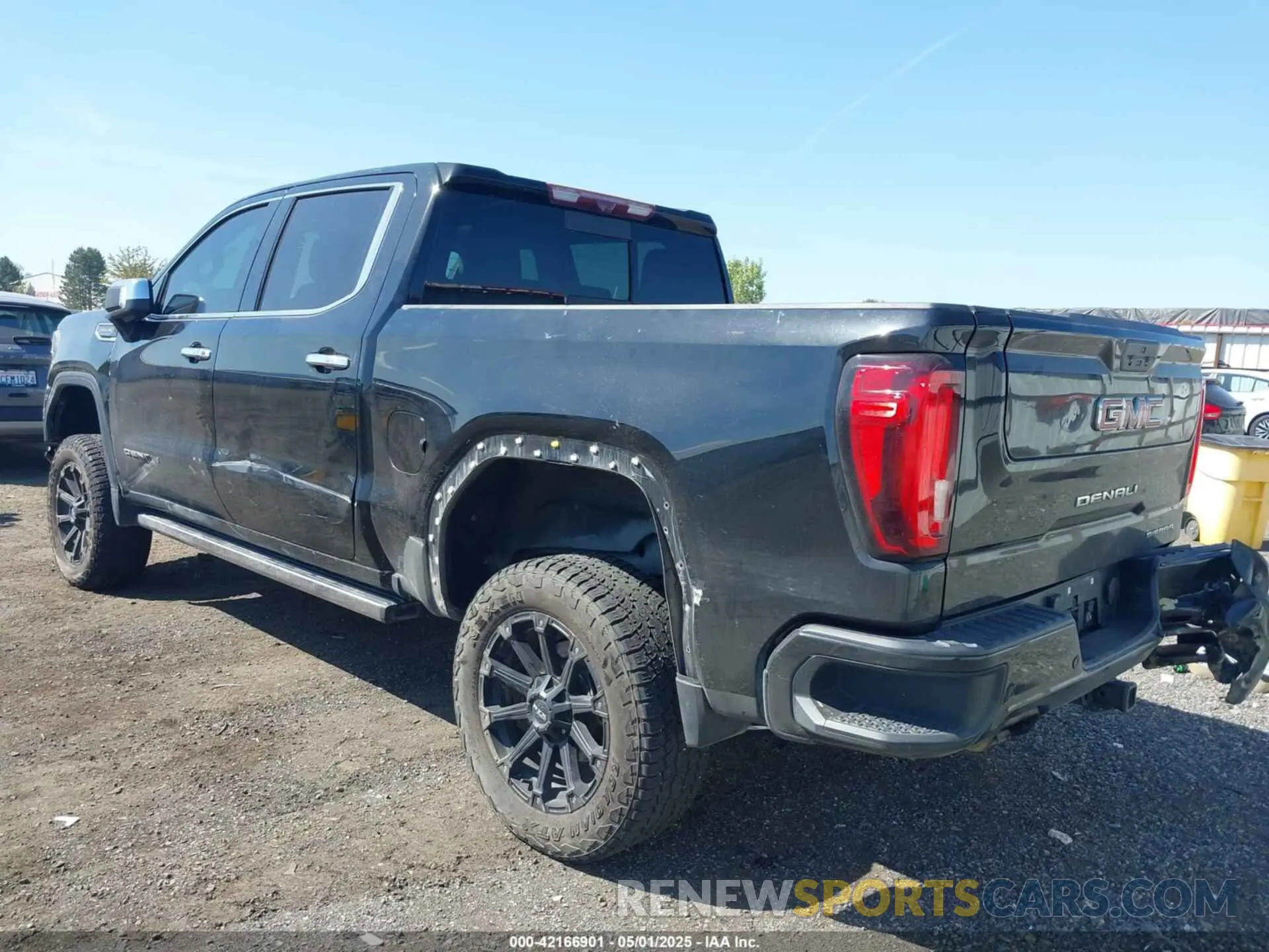 3 Photograph of a damaged car 1GTU9FEL1LZ225850 GMC SIERRA 1500 2020