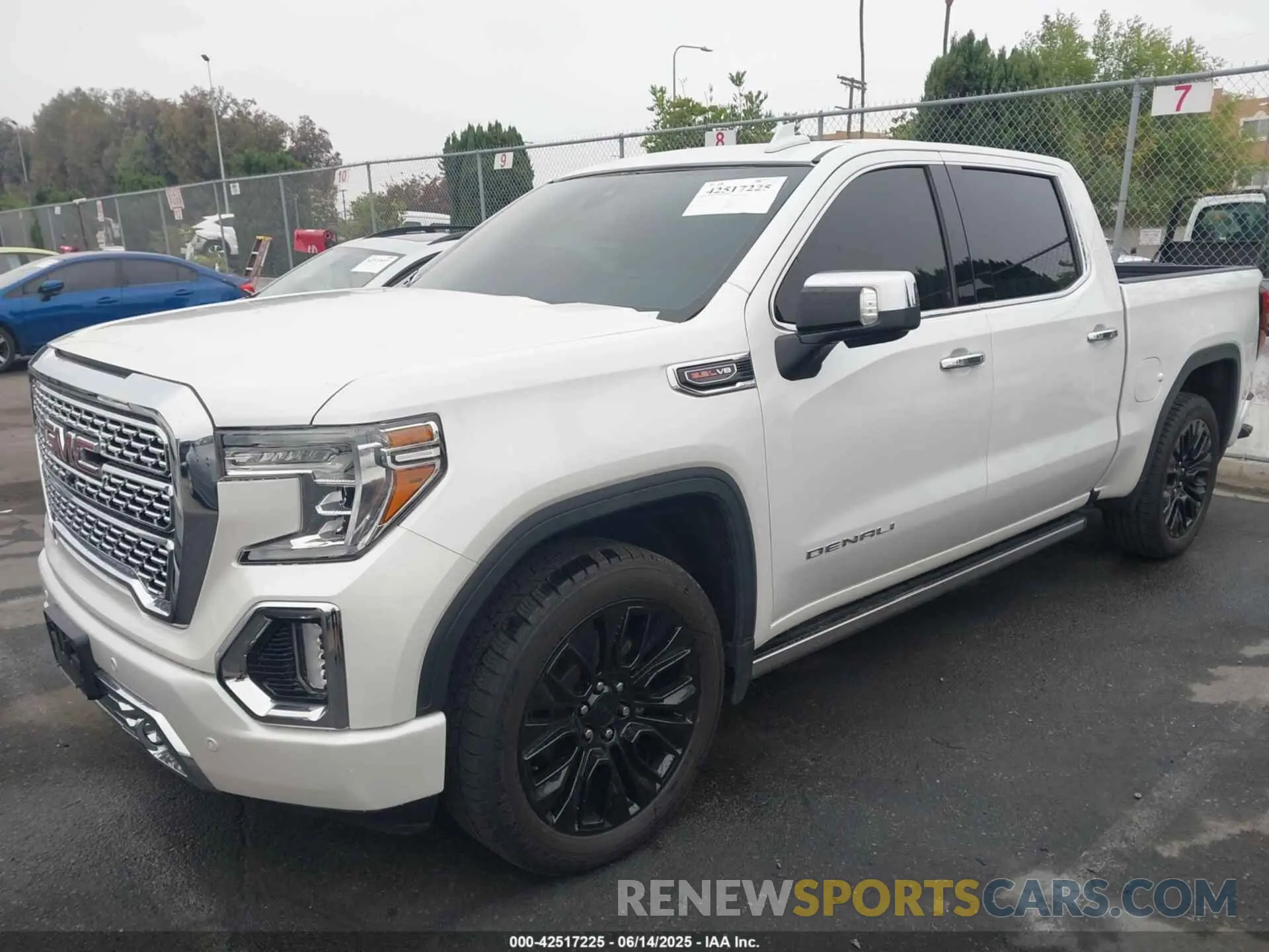 6 Photograph of a damaged car 1GTU9FEL5LZ160789 GMC SIERRA 1500 2020