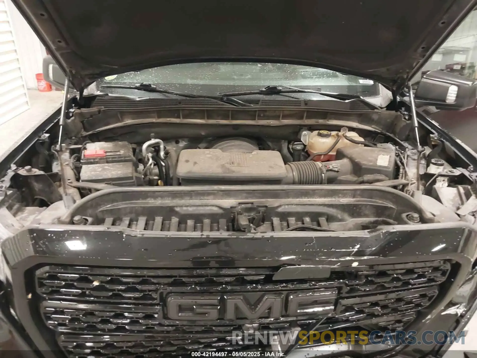 10 Photograph of a damaged car 1GTU9FEL8LZ176453 GMC SIERRA 1500 2020