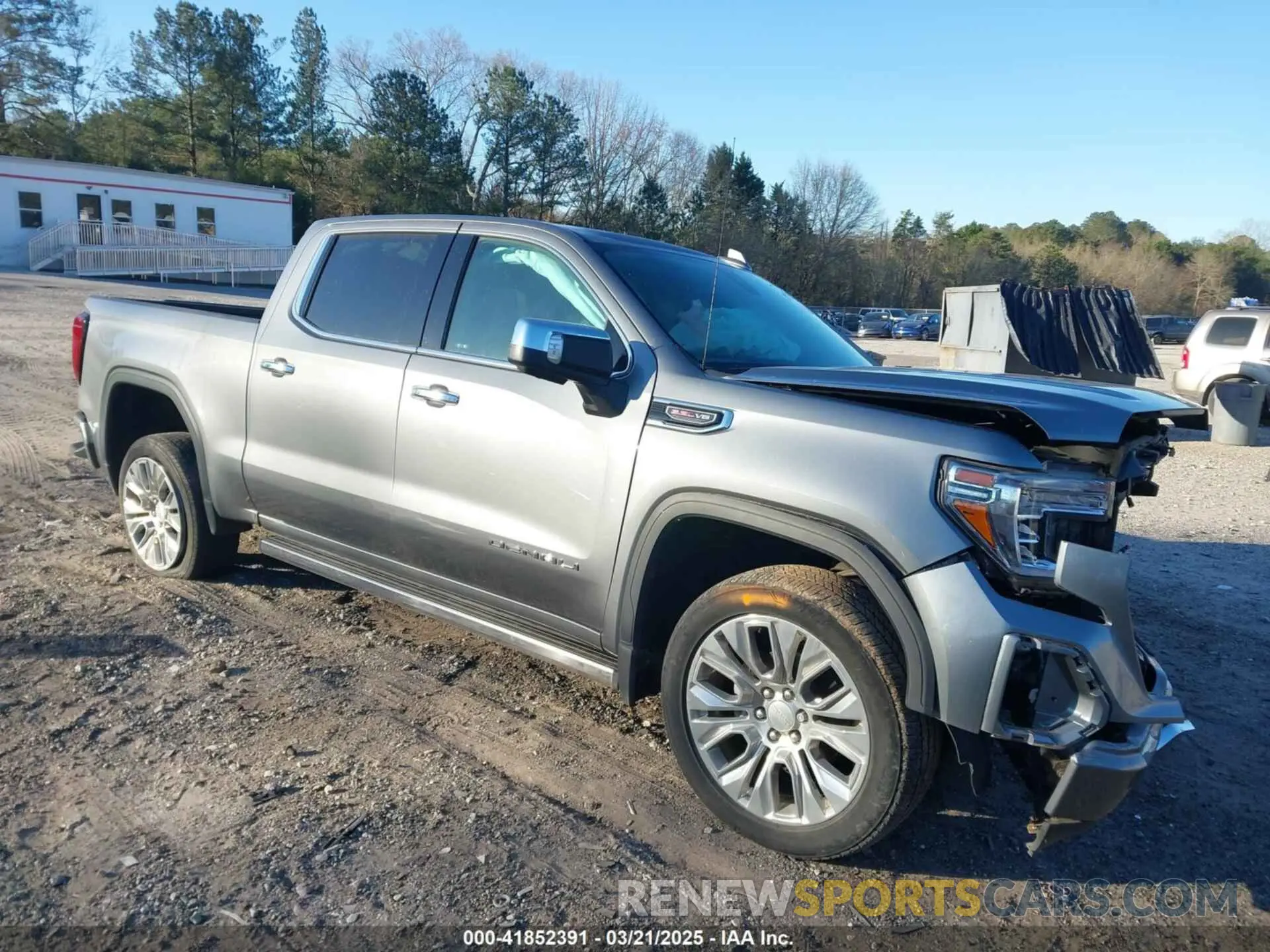 1 Photograph of a damaged car 1GTU9FEL9LZ175618 GMC SIERRA 1500 2020