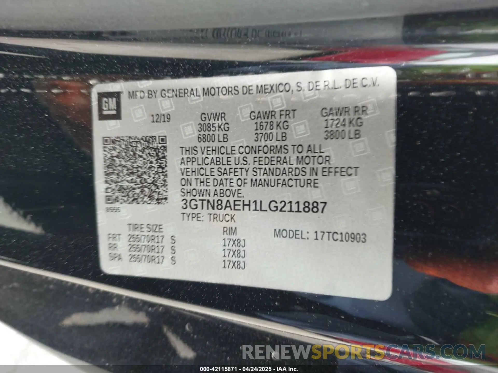 9 Photograph of a damaged car 3GTN8AEH1LG211887 GMC SIERRA 1500 2020