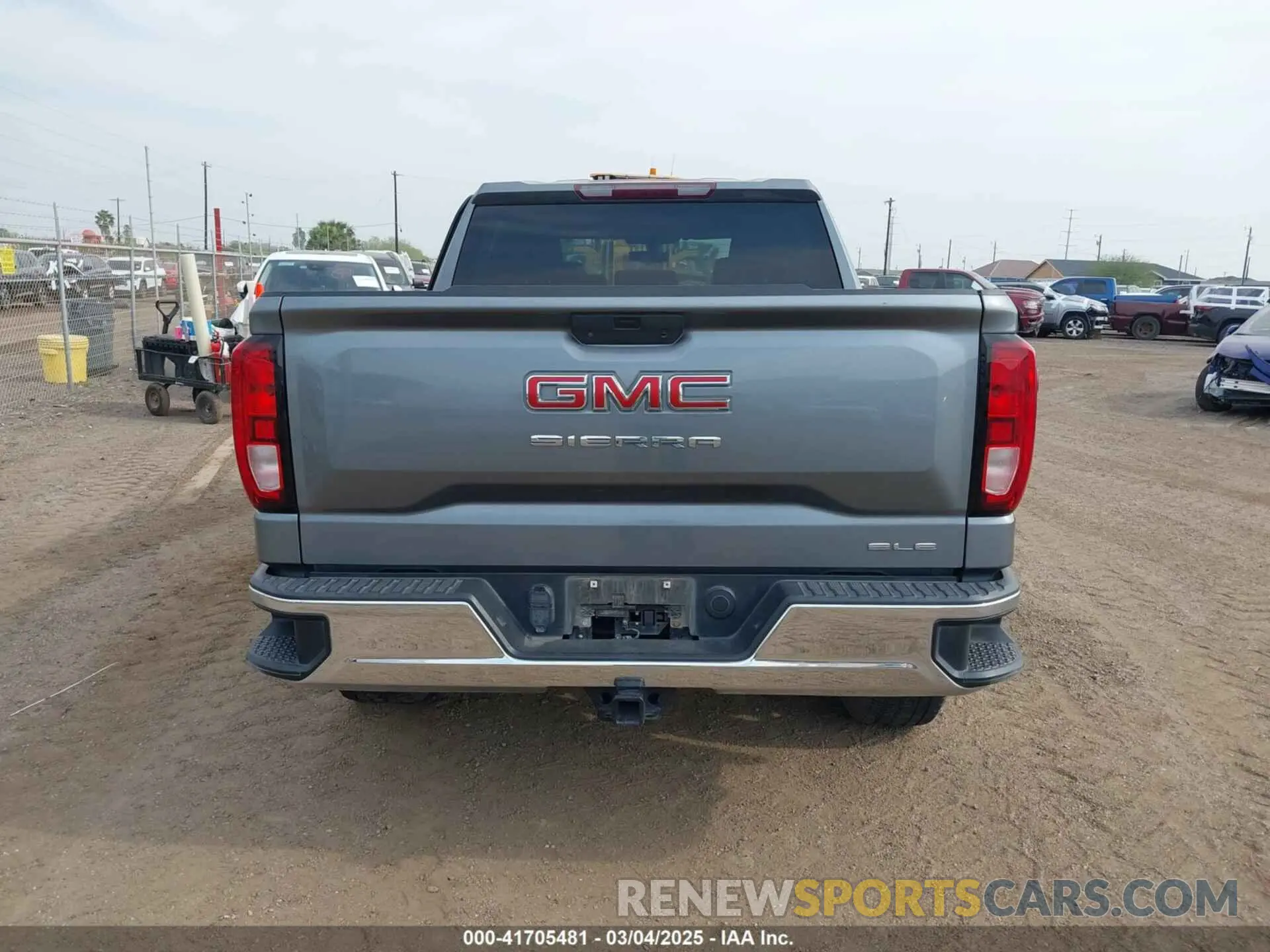 15 Photograph of a damaged car 3GTP8BED7LG136964 GMC SIERRA 1500 2020