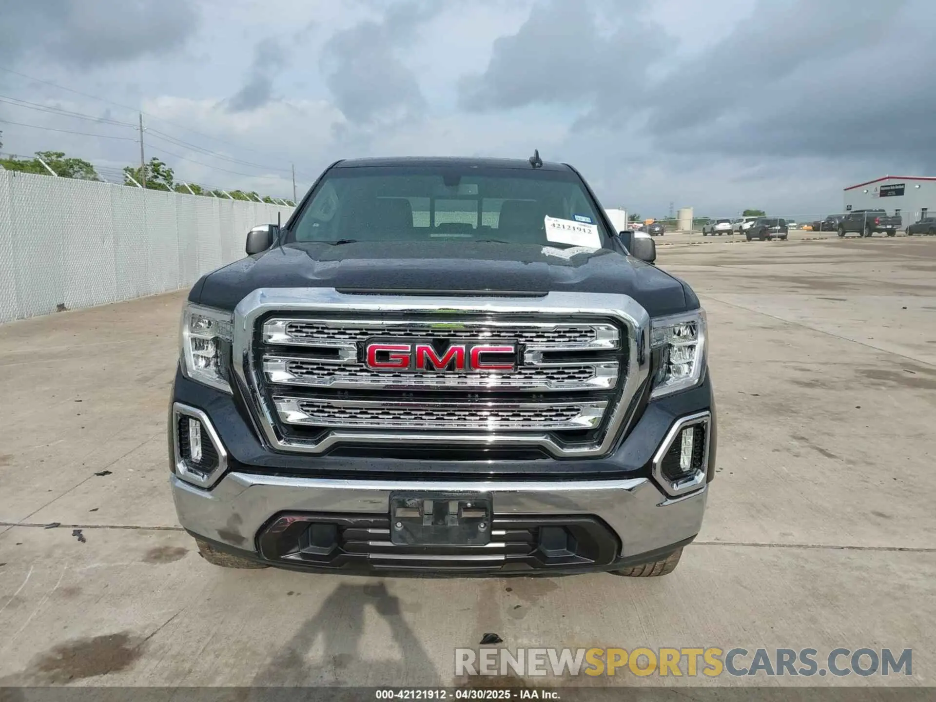 12 Photograph of a damaged car 3GTP8DED3LG287957 GMC SIERRA 1500 2020