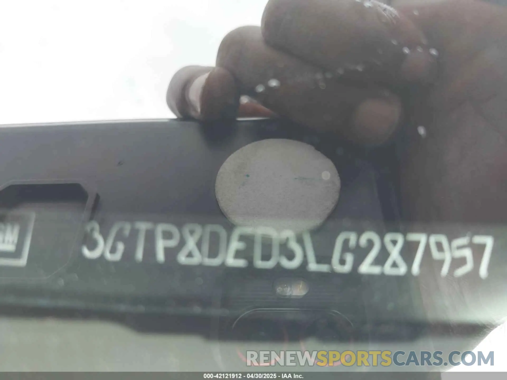 9 Photograph of a damaged car 3GTP8DED3LG287957 GMC SIERRA 1500 2020