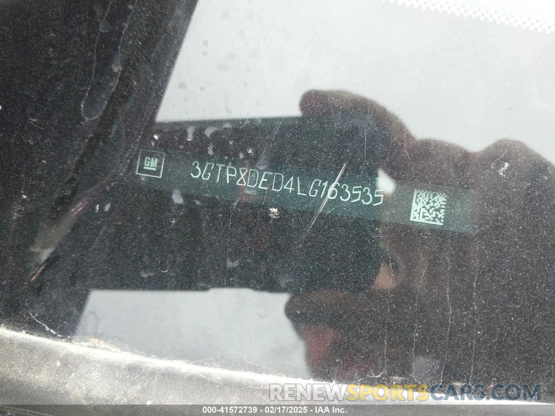 9 Photograph of a damaged car 3GTP8DED4LG163535 GMC SIERRA 1500 2020