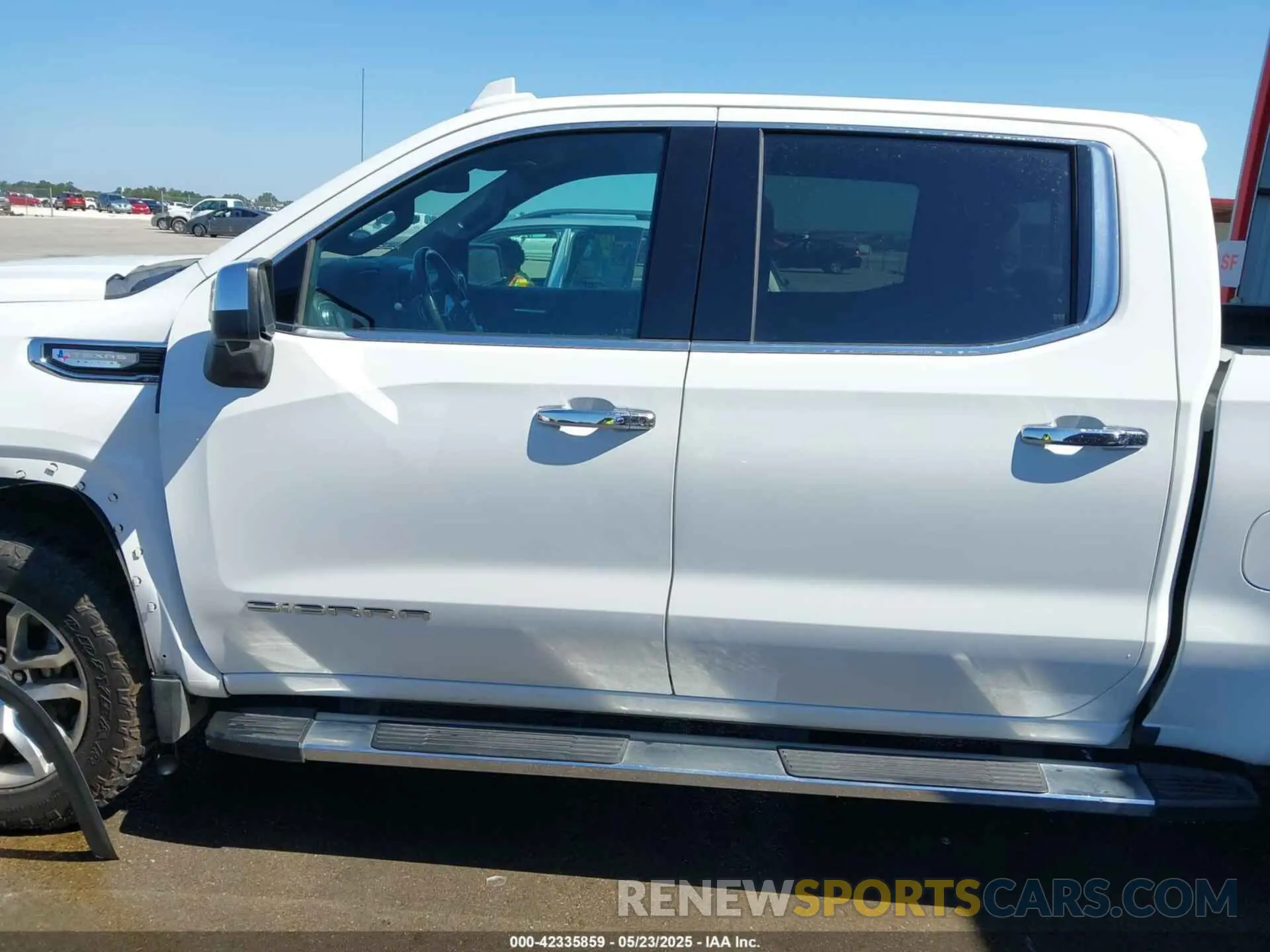 15 Photograph of a damaged car 3GTP8DED4LG208070 GMC SIERRA 1500 2020