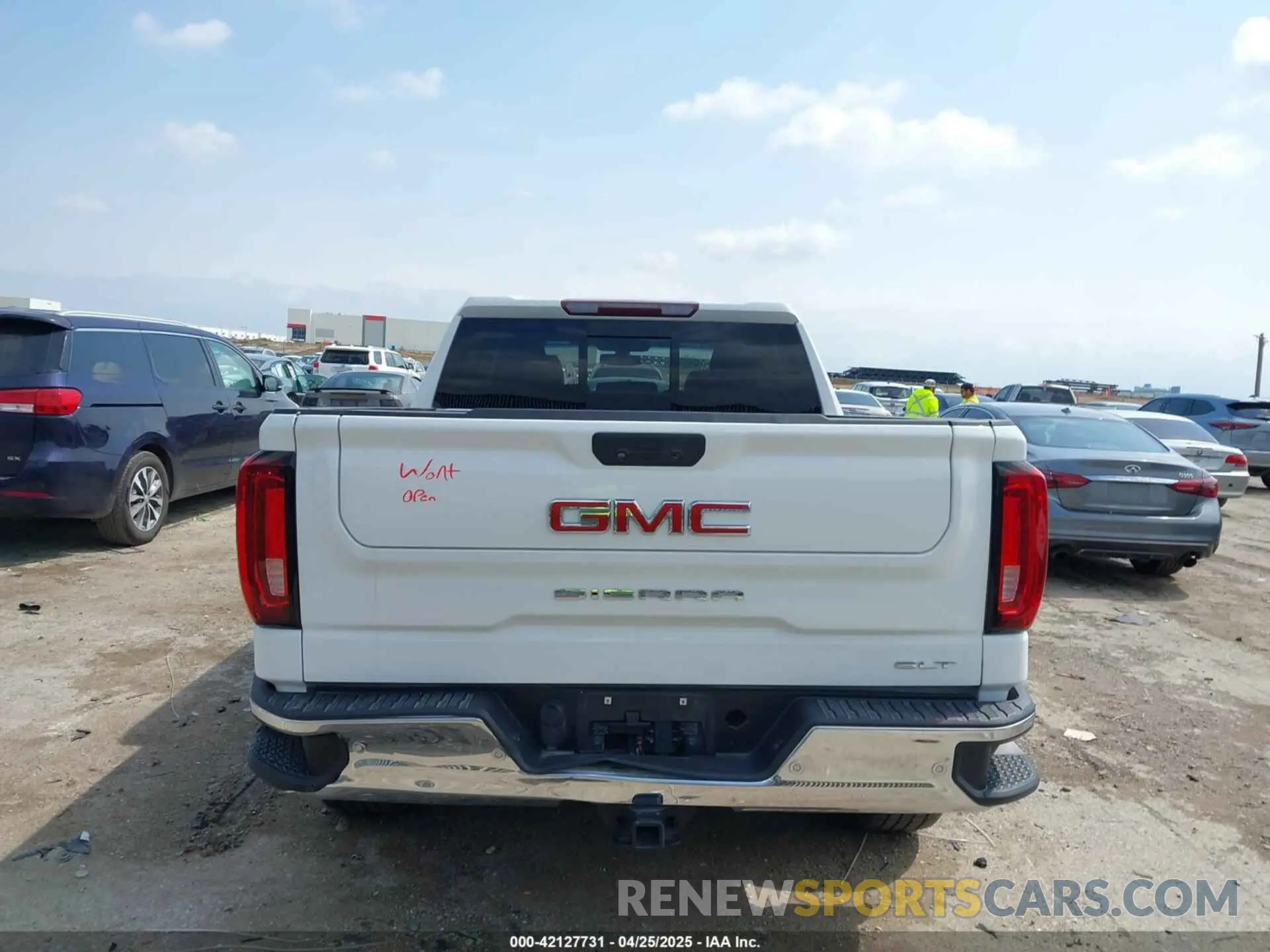 15 Photograph of a damaged car 3GTP8DED4LG260086 GMC SIERRA 1500 2020