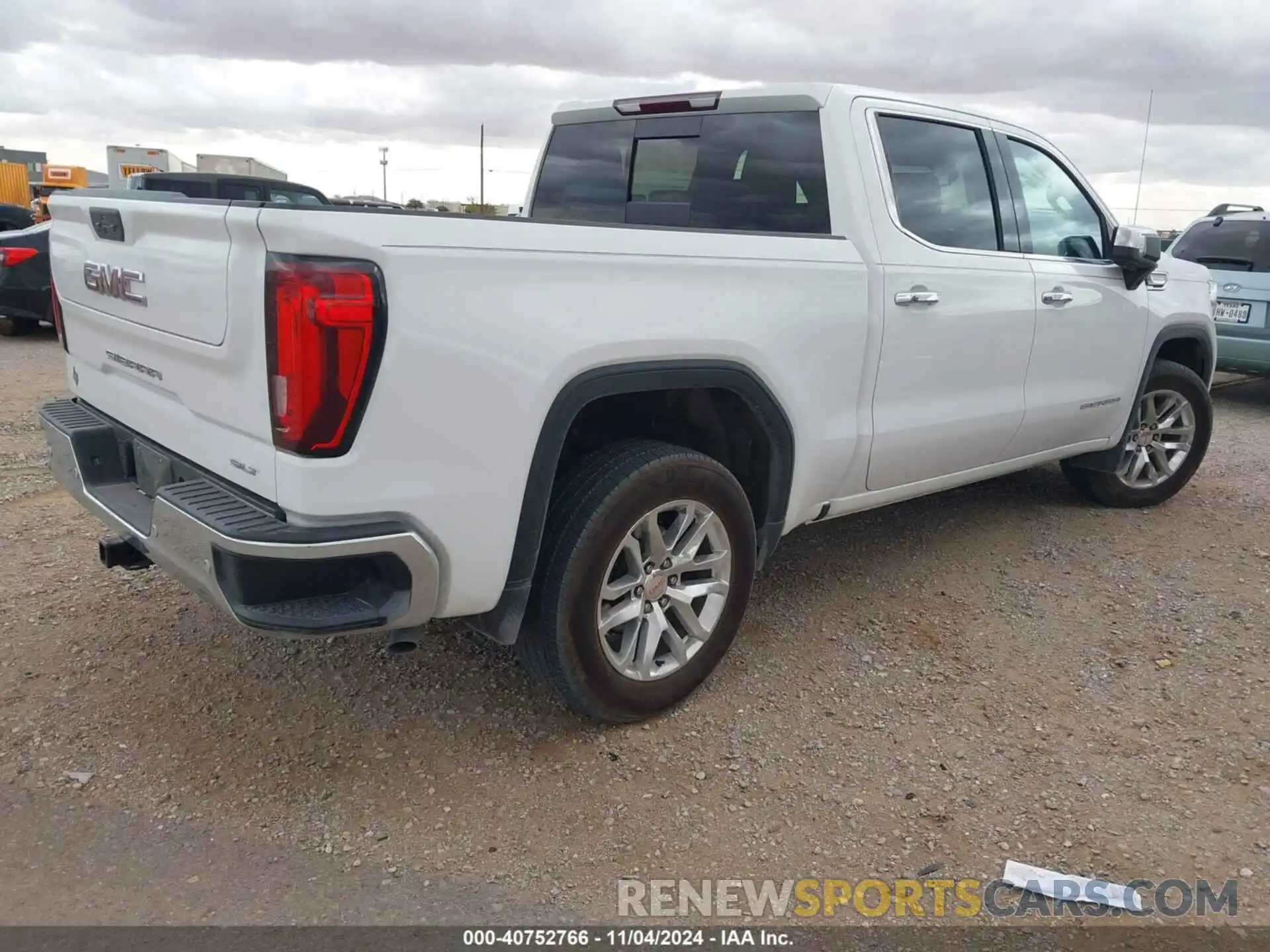 4 Photograph of a damaged car 3GTP8DED5LG224276 GMC SIERRA 1500 2020