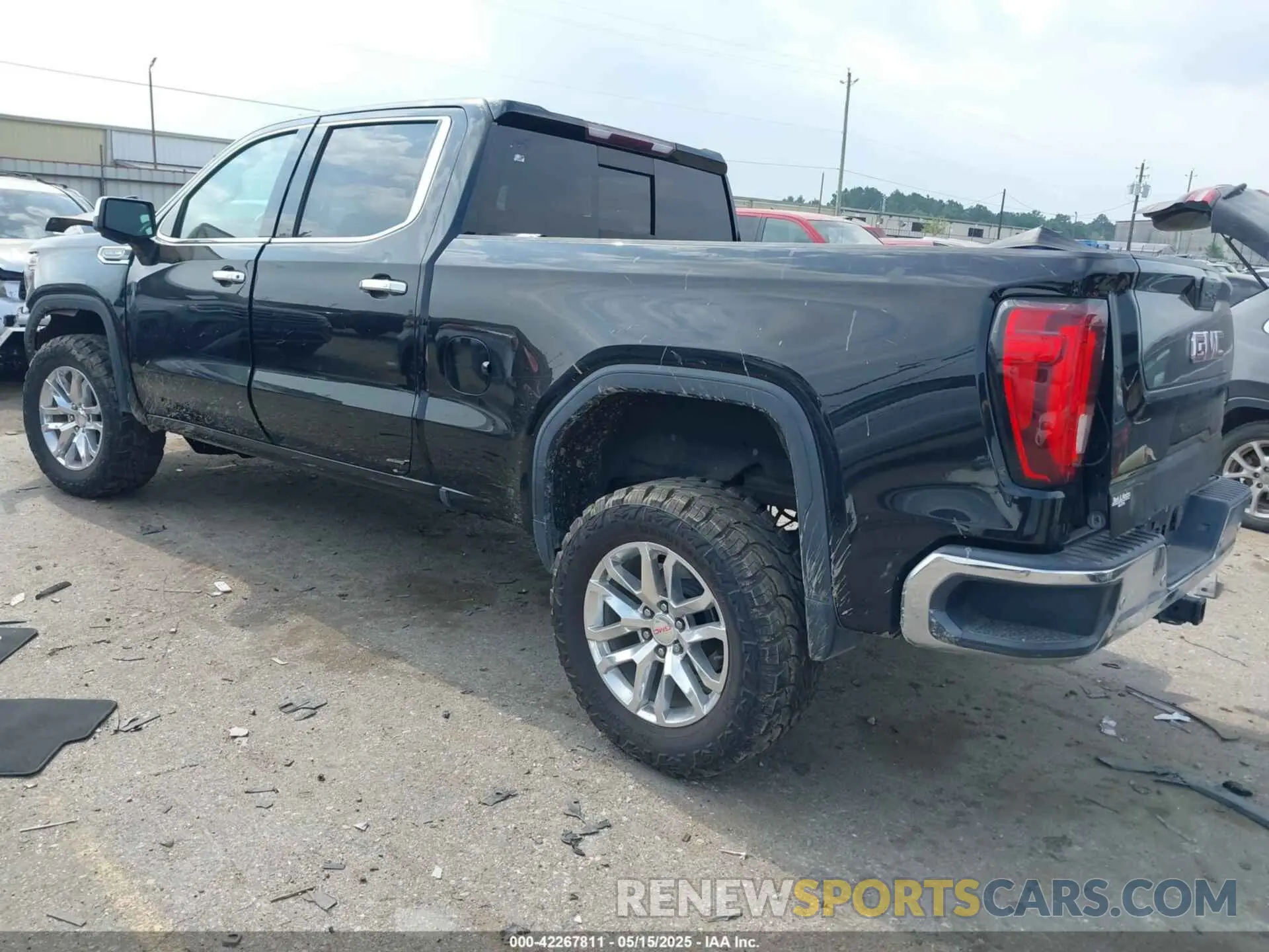 3 Photograph of a damaged car 3GTP8DED8LG293673 GMC SIERRA 1500 2020