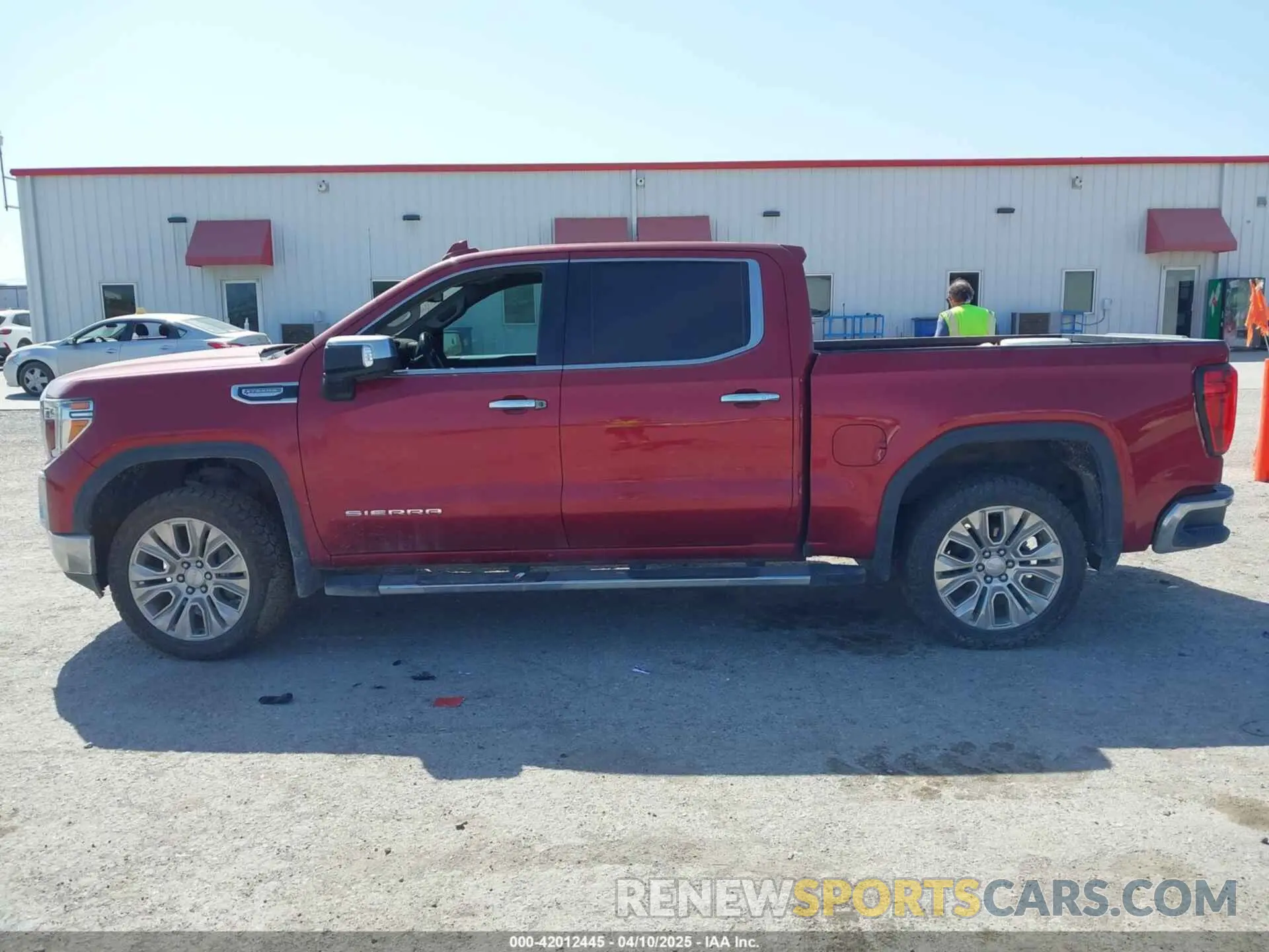 13 Photograph of a damaged car 3GTP8DED9LG288966 GMC SIERRA 1500 2020
