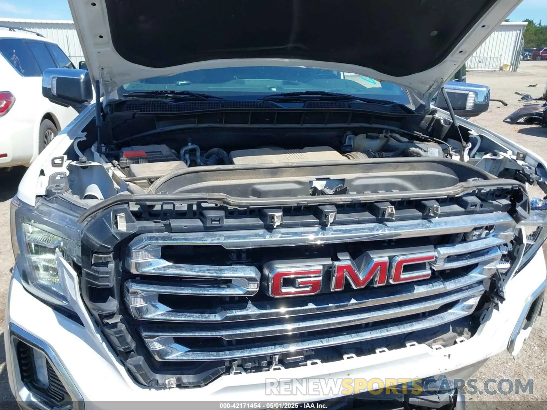10 Photograph of a damaged car 3GTP8DEDXLG353243 GMC SIERRA 1500 2020