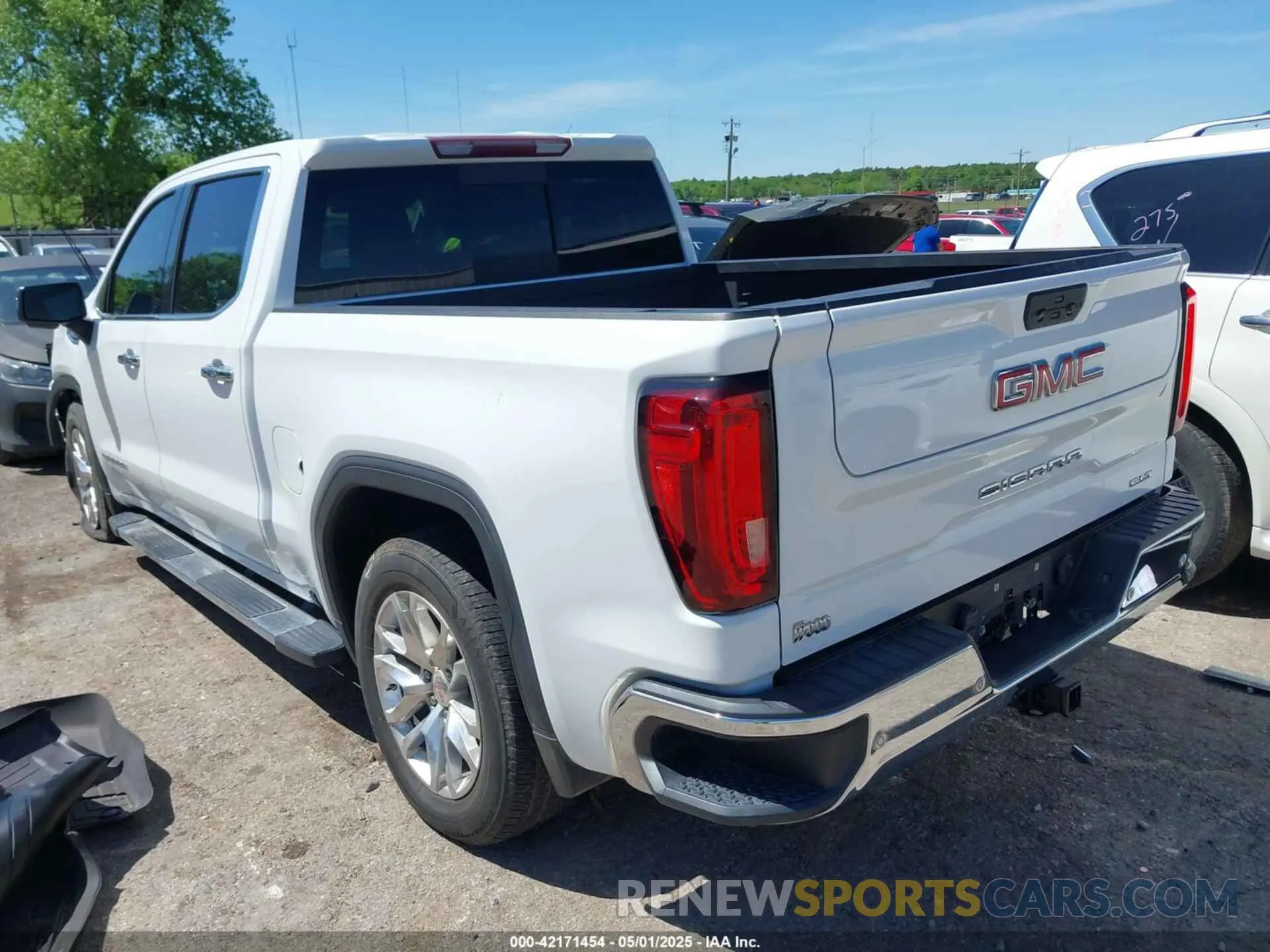 3 Photograph of a damaged car 3GTP8DEDXLG353243 GMC SIERRA 1500 2020