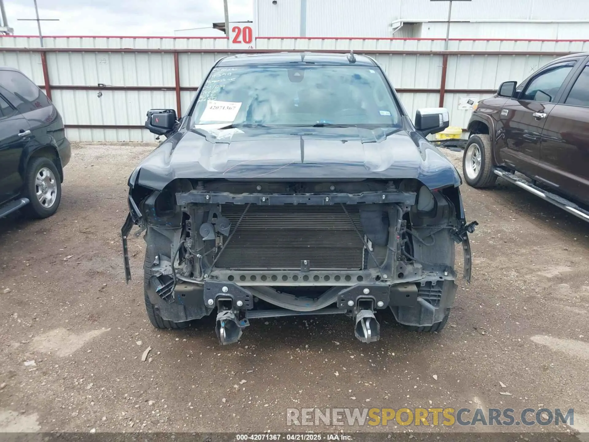 13 Photograph of a damaged car 3GTP8FED7LG284281 GMC SIERRA 1500 2020