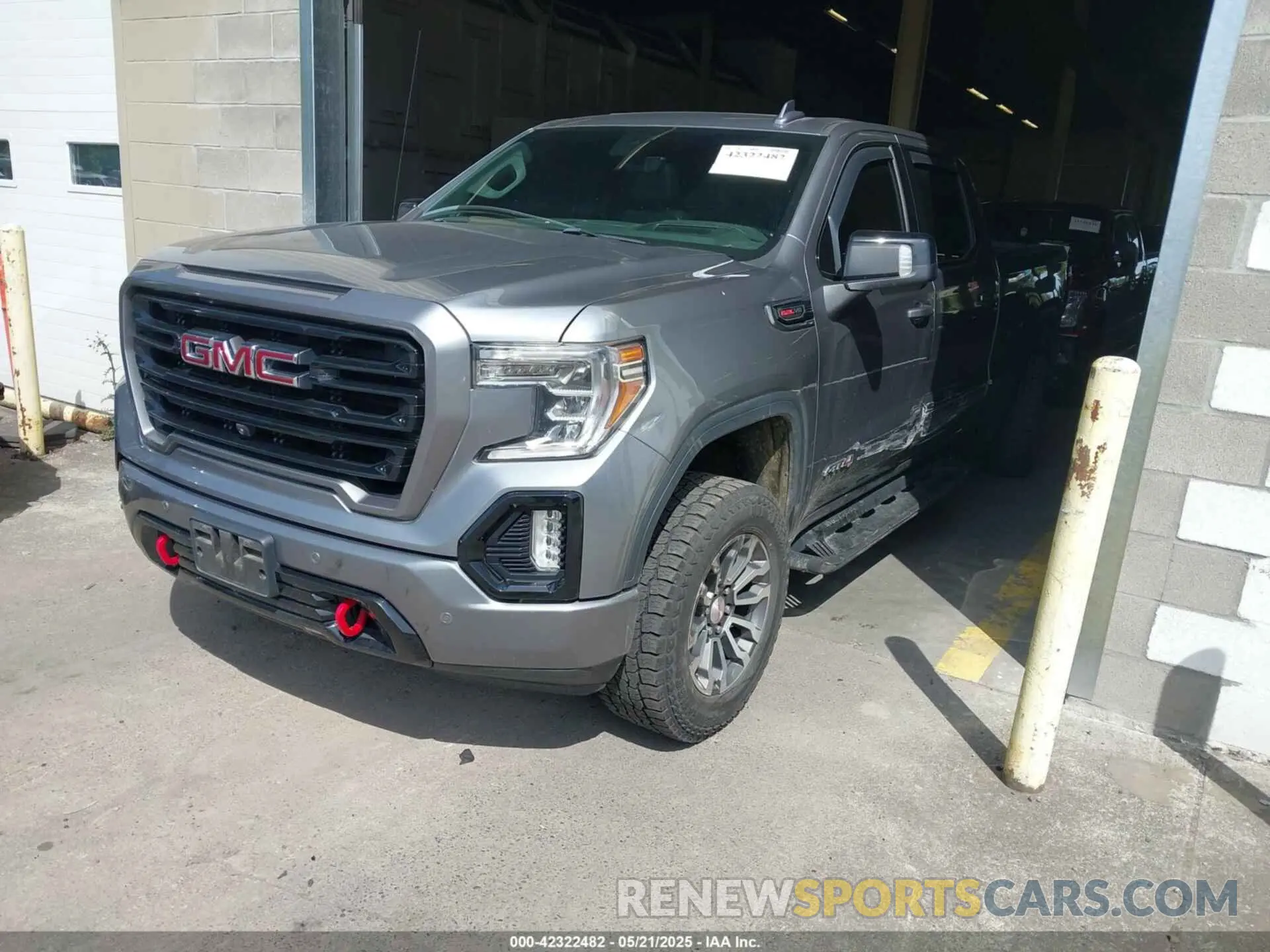2 Photograph of a damaged car 3GTP9EEL2LG146128 GMC SIERRA 1500 2020