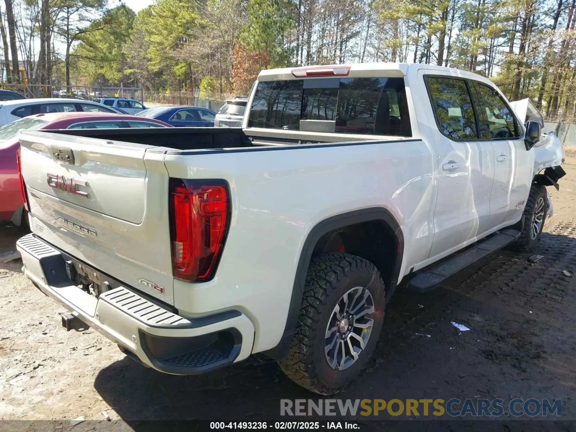 4 Photograph of a damaged car 3GTP9EEL5LG323786 GMC SIERRA 1500 2020