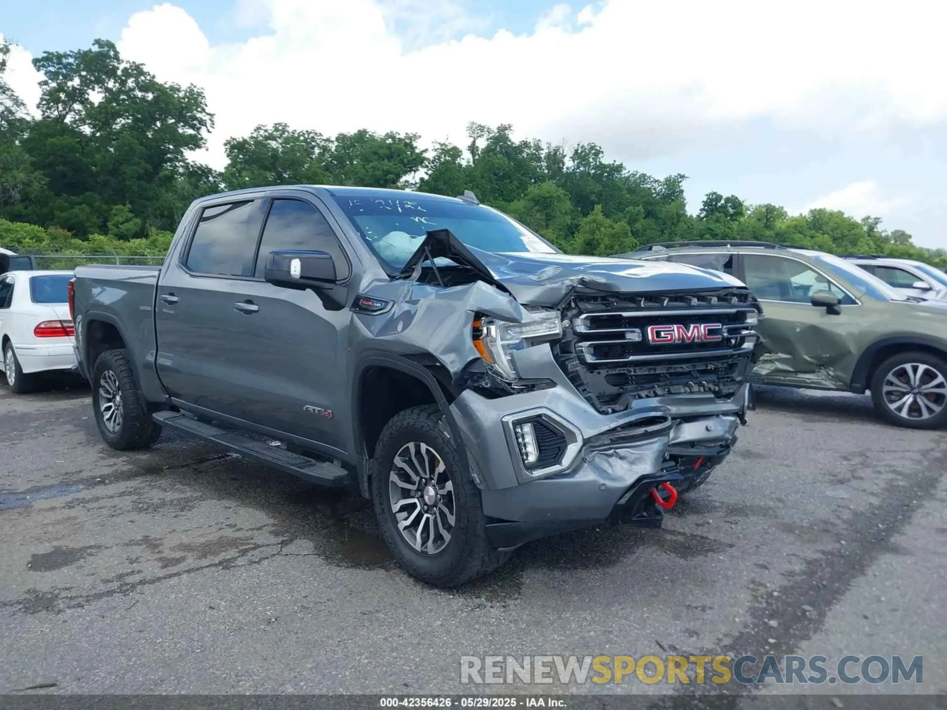 1 Photograph of a damaged car 3GTP9EEL5LG387844 GMC SIERRA 1500 2020