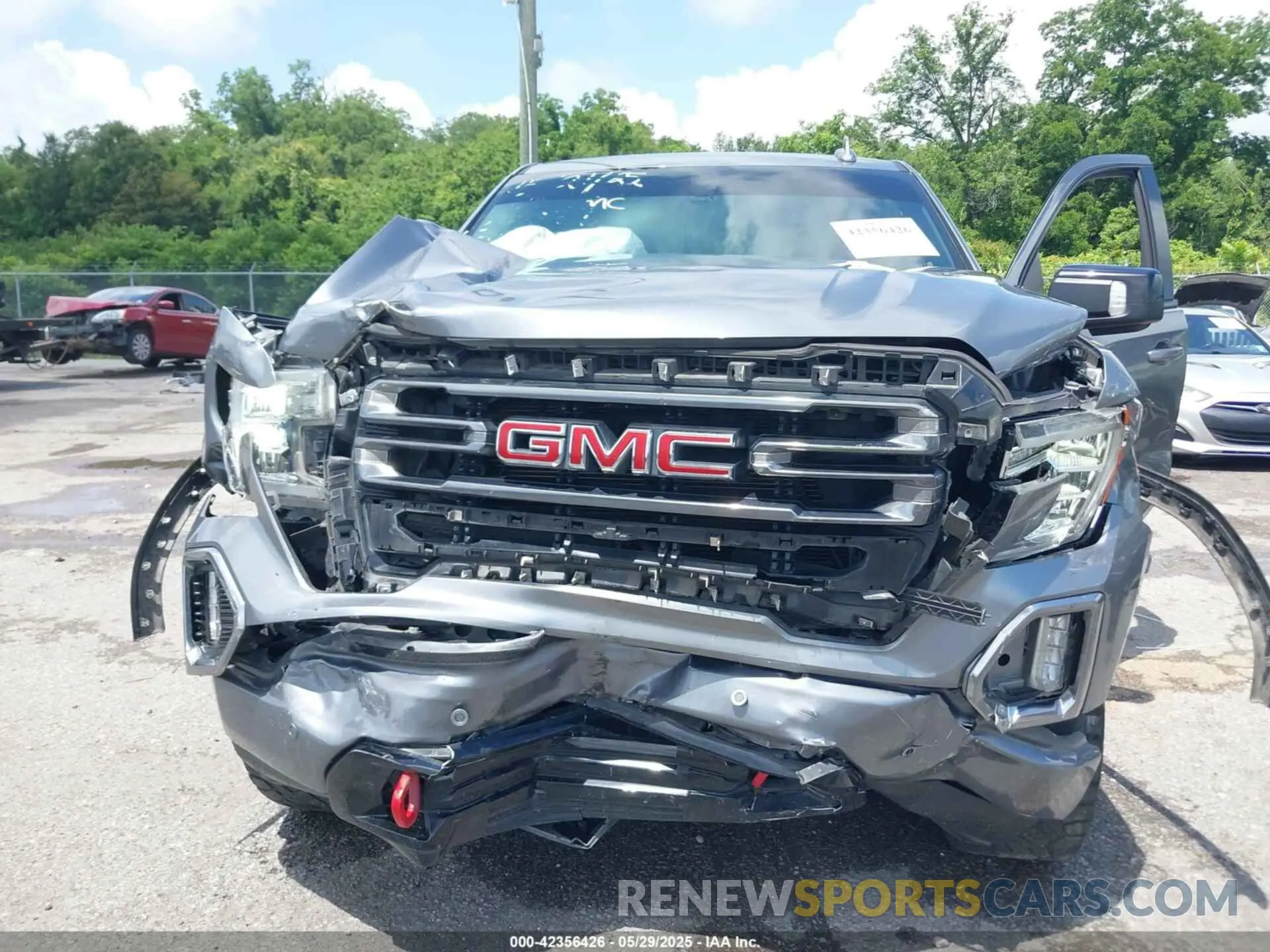10 Photograph of a damaged car 3GTP9EEL5LG387844 GMC SIERRA 1500 2020