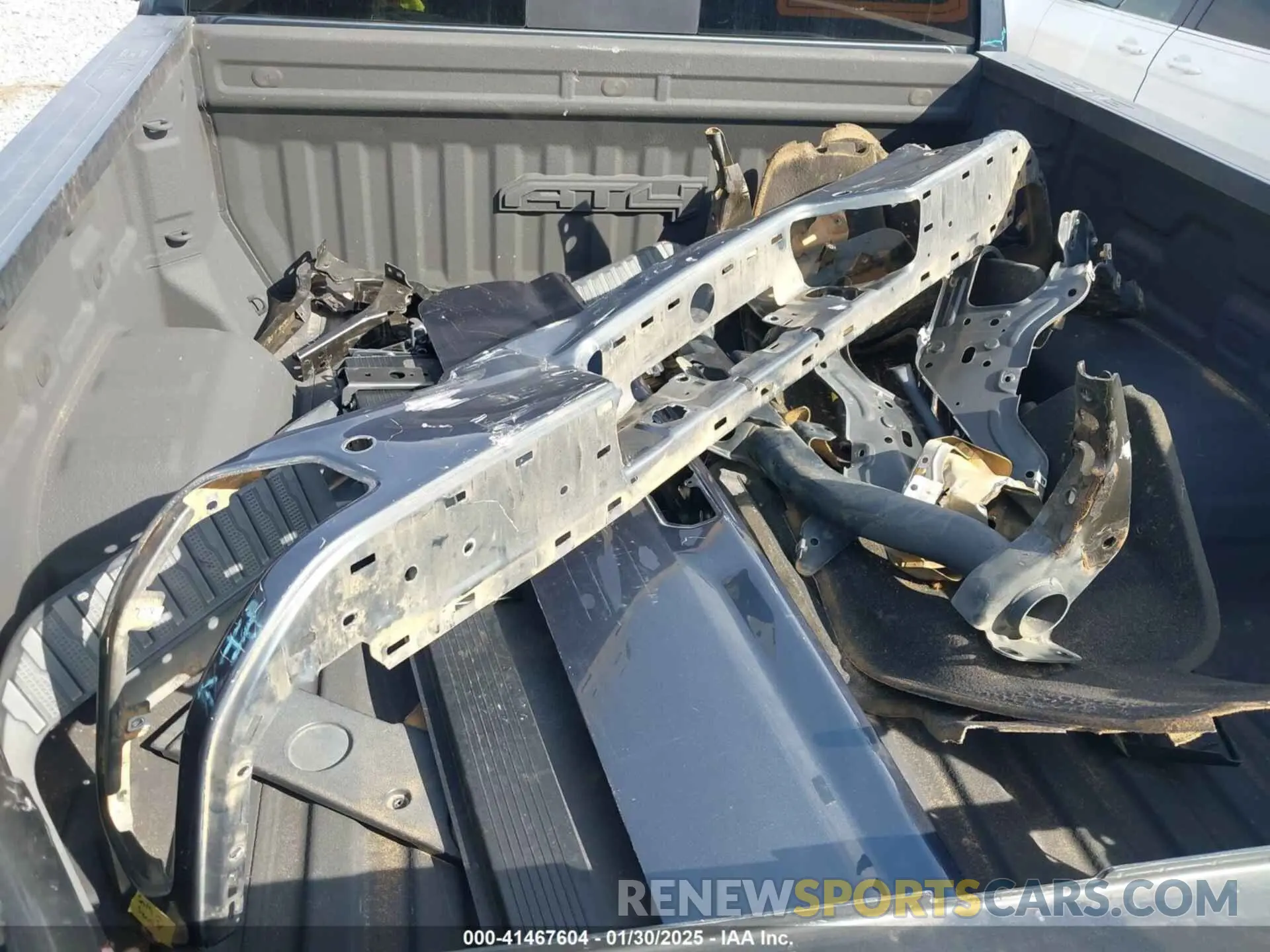 12 Photograph of a damaged car 3GTP9EEL7LG245432 GMC SIERRA 1500 2020