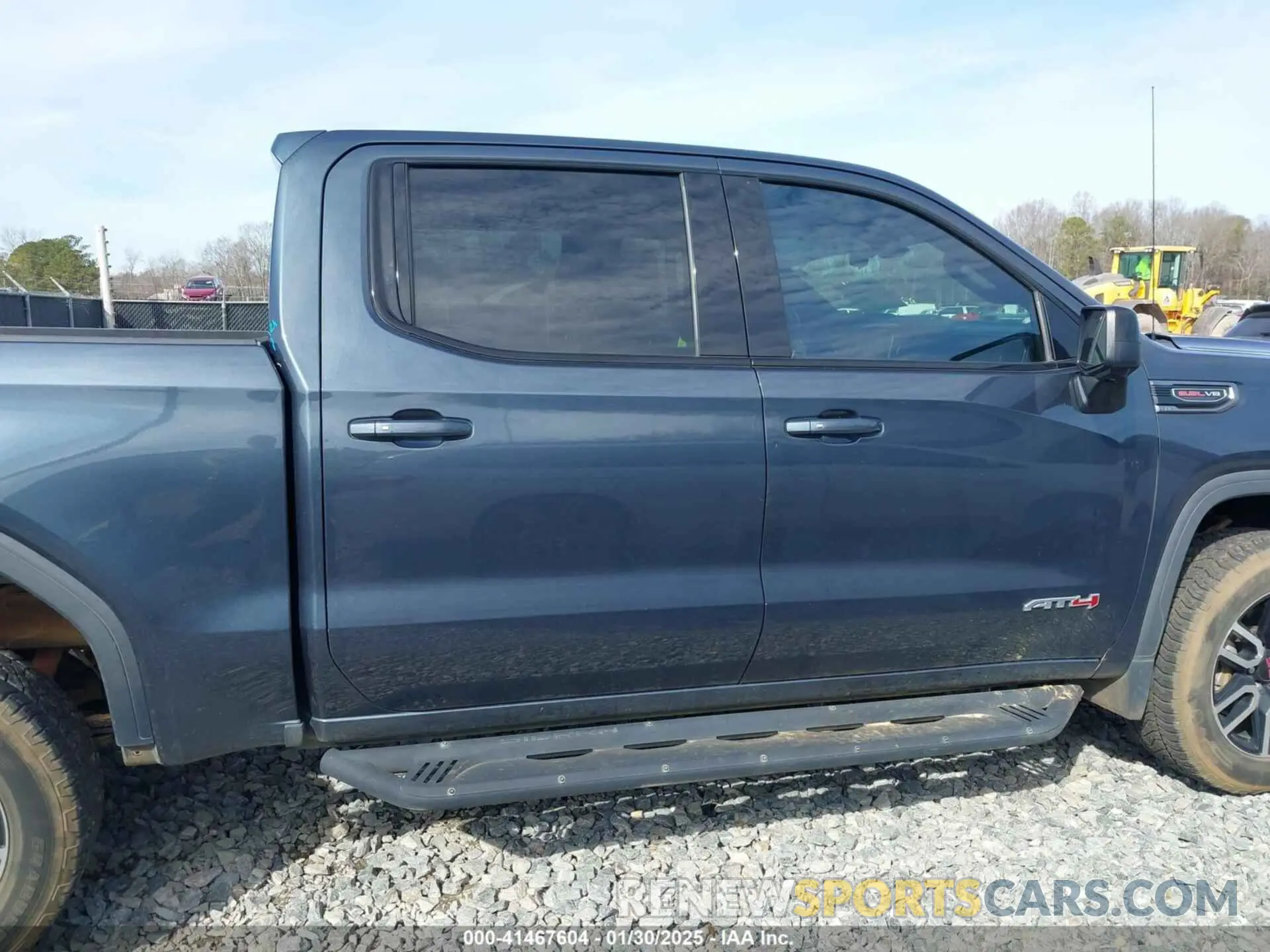 14 Photograph of a damaged car 3GTP9EEL7LG245432 GMC SIERRA 1500 2020