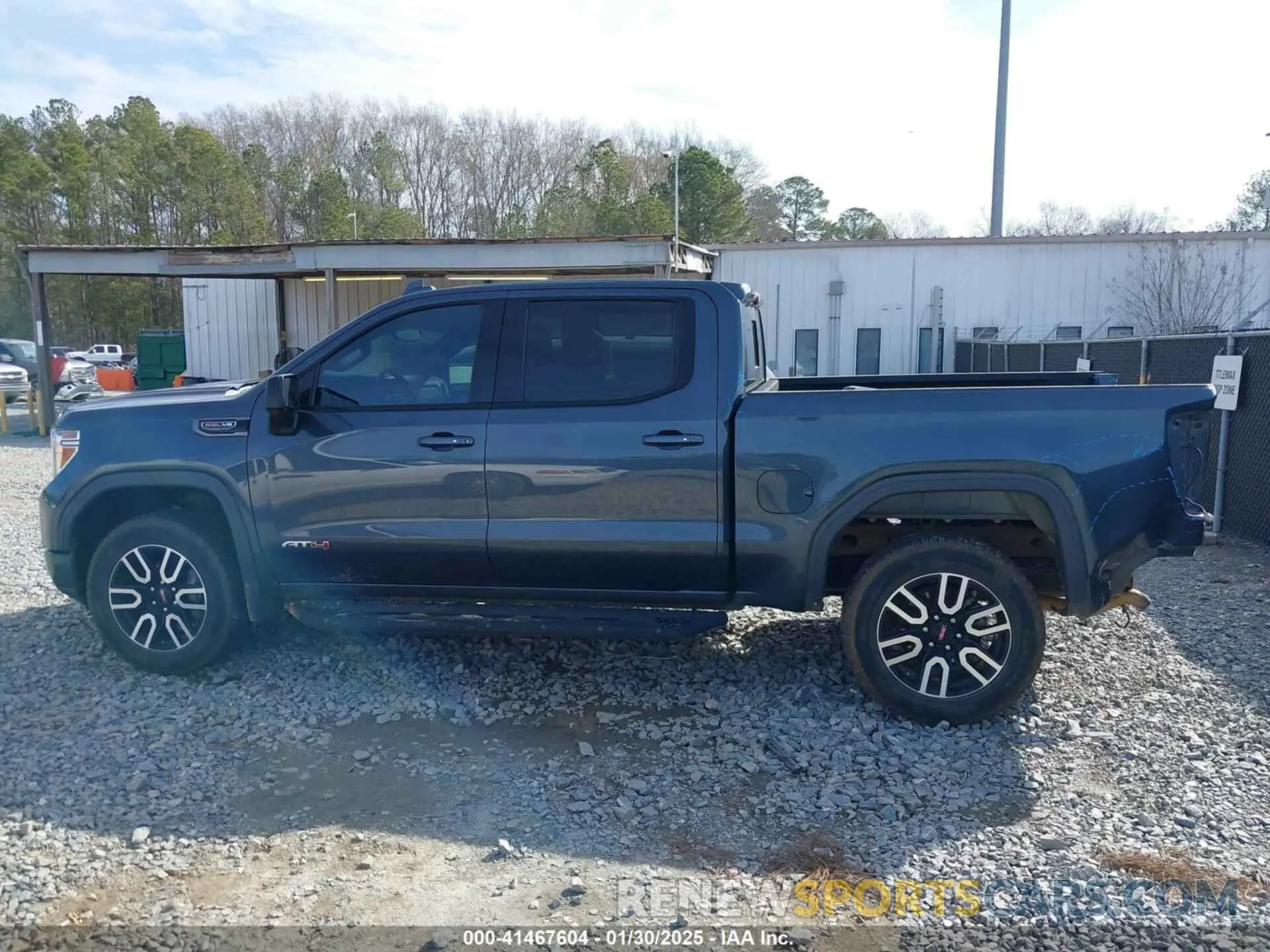 15 Photograph of a damaged car 3GTP9EEL7LG245432 GMC SIERRA 1500 2020
