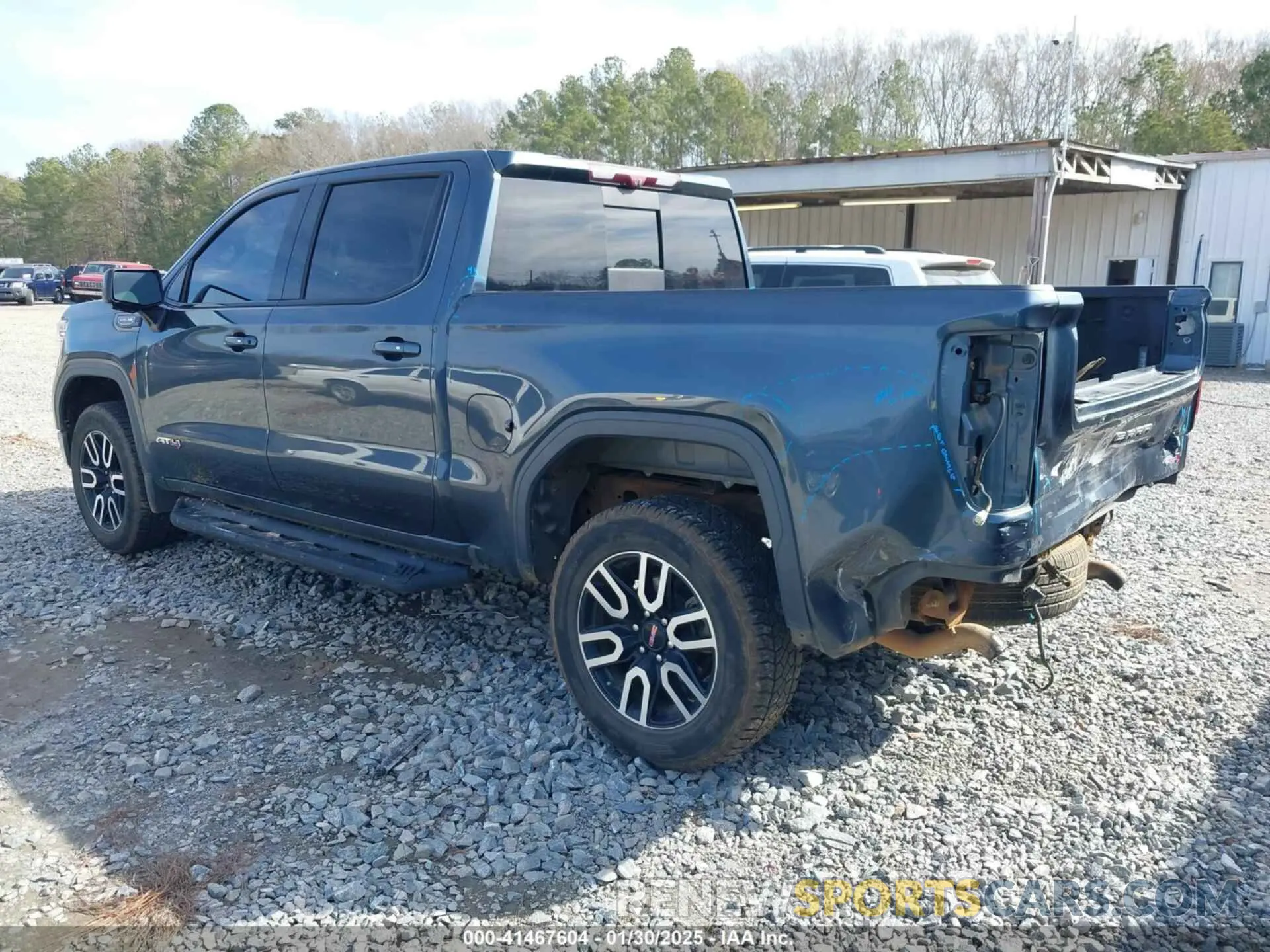 3 Photograph of a damaged car 3GTP9EEL7LG245432 GMC SIERRA 1500 2020