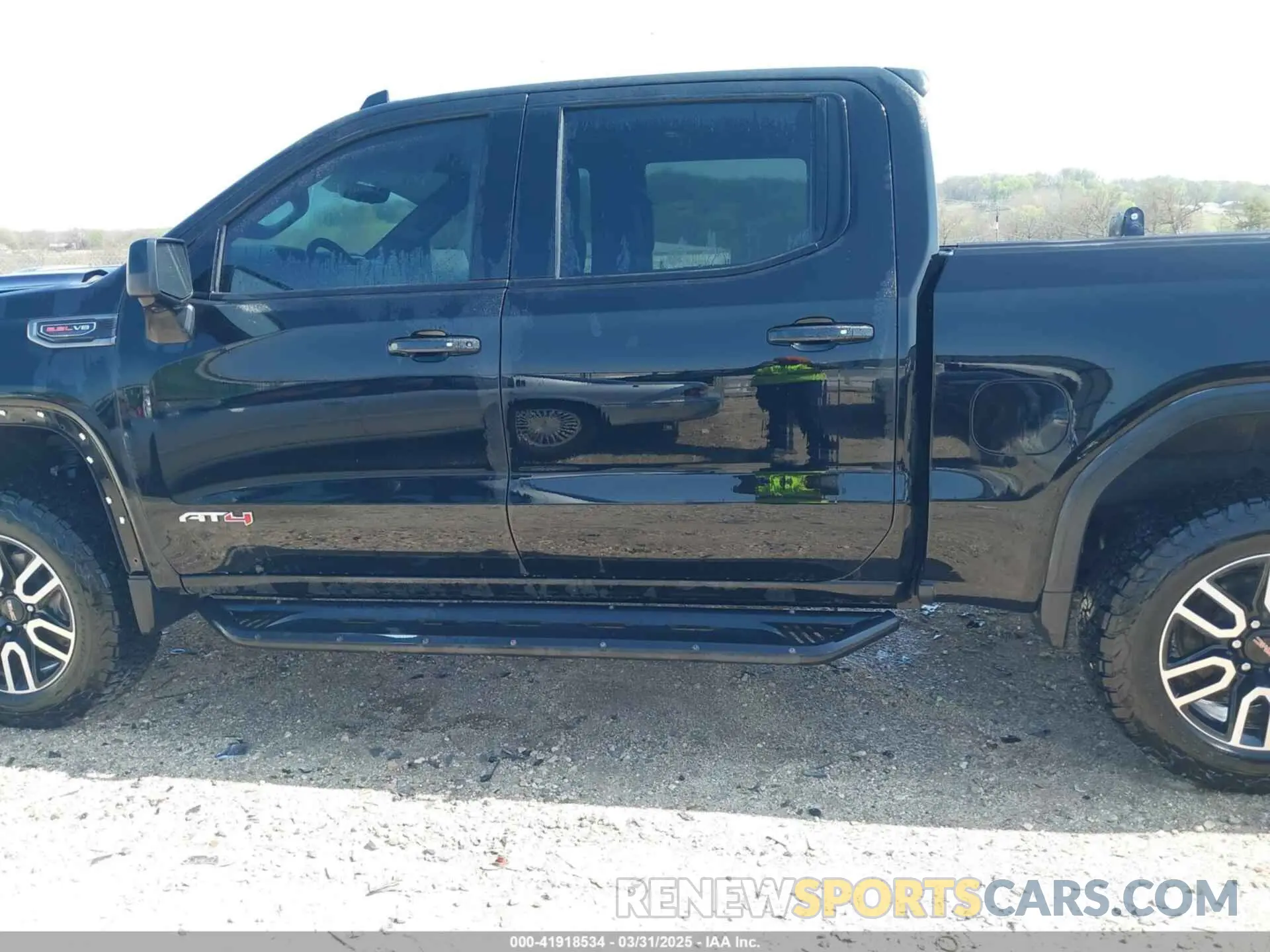 15 Photograph of a damaged car 3GTP9EEL9LG200654 GMC SIERRA 1500 2020