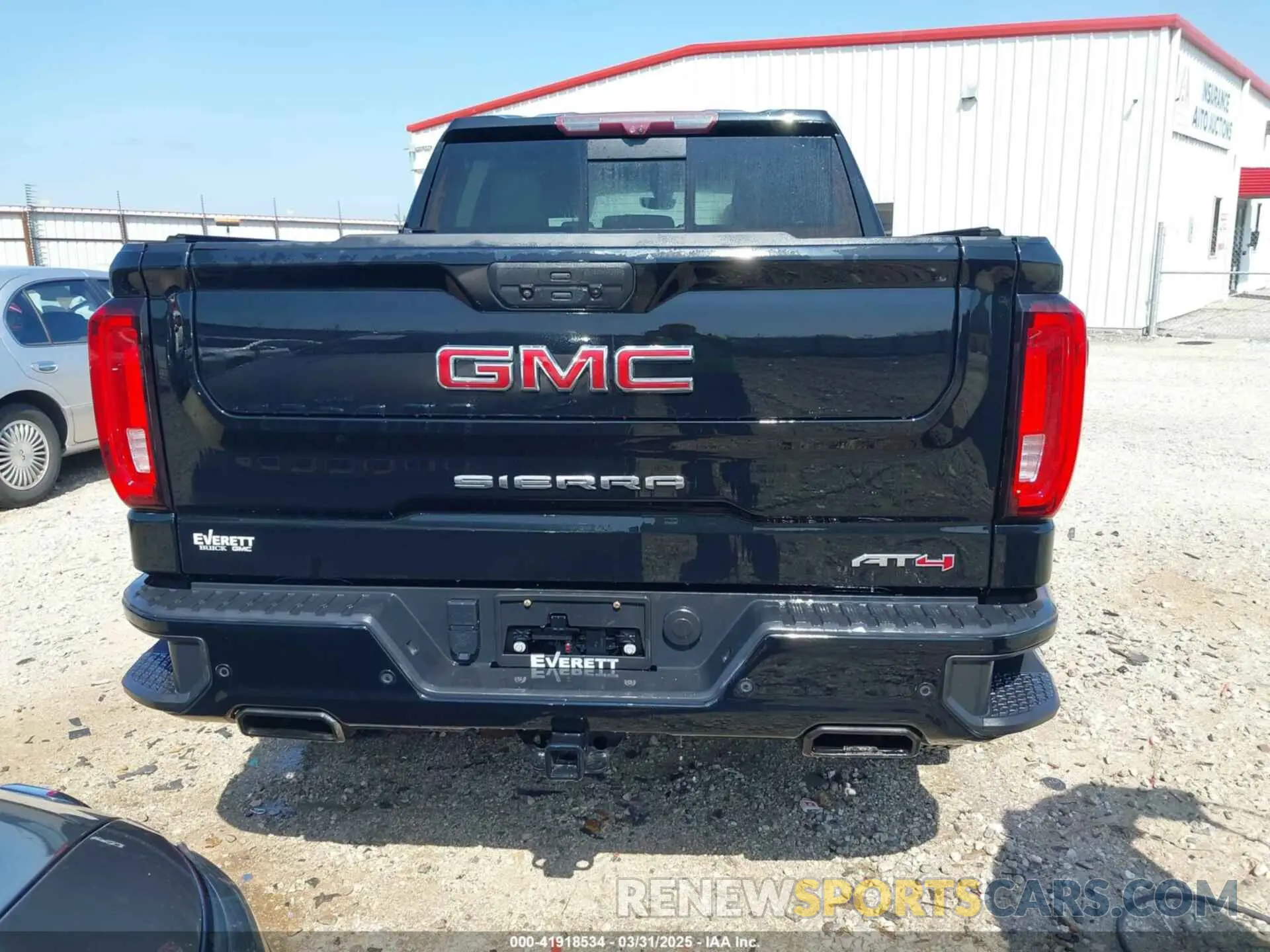 17 Photograph of a damaged car 3GTP9EEL9LG200654 GMC SIERRA 1500 2020