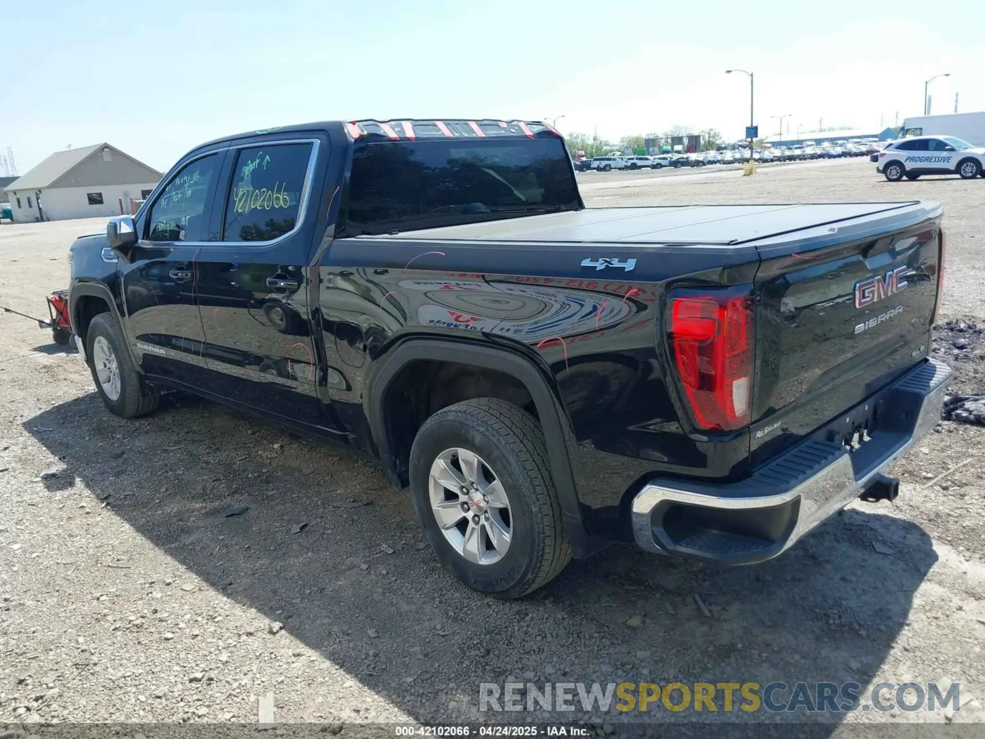 3 Photograph of a damaged car 3GTU9BED1LG343169 GMC SIERRA 1500 2020