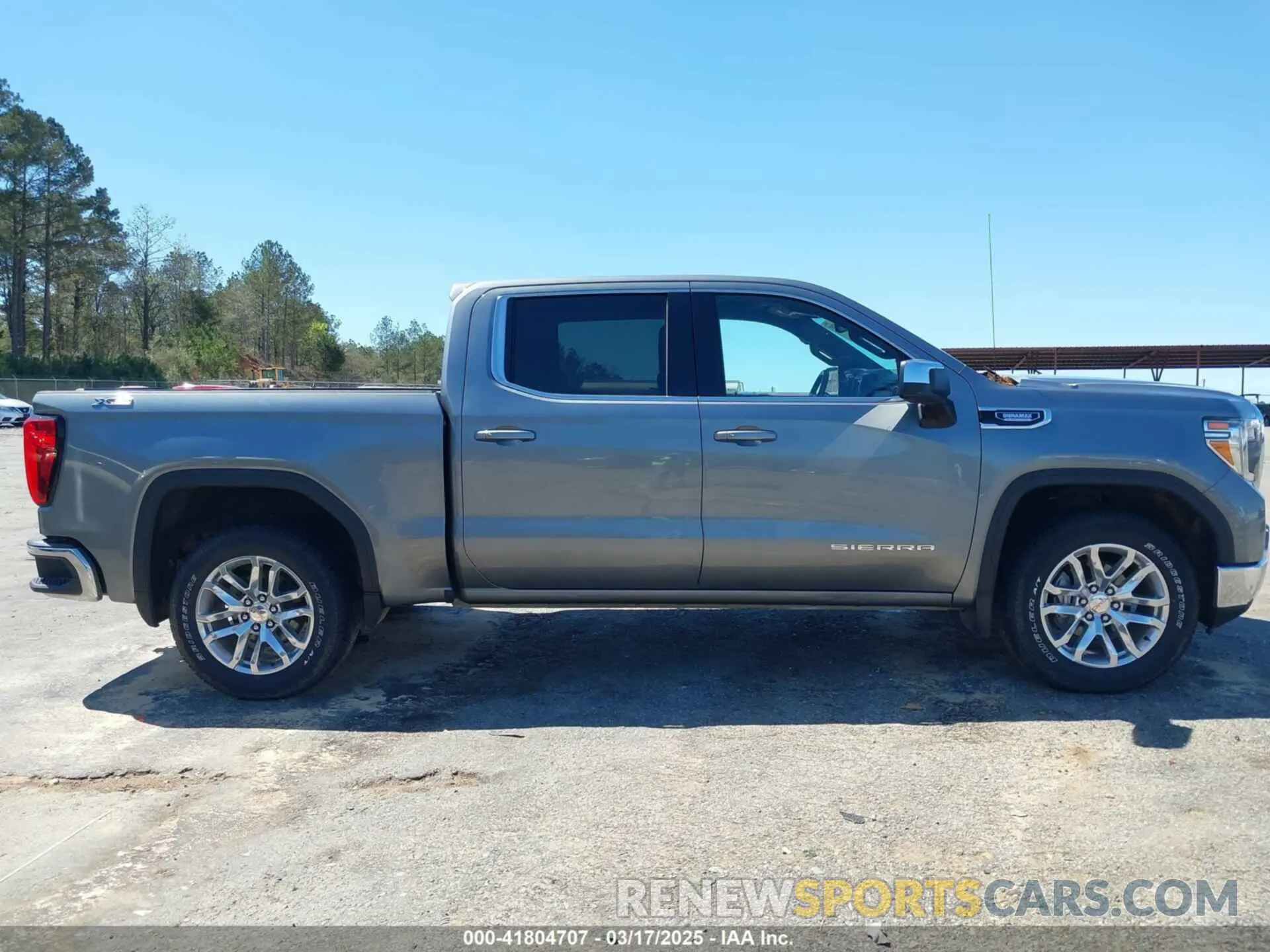 13 Photograph of a damaged car 3GTU9BET1LG446146 GMC SIERRA 1500 2020