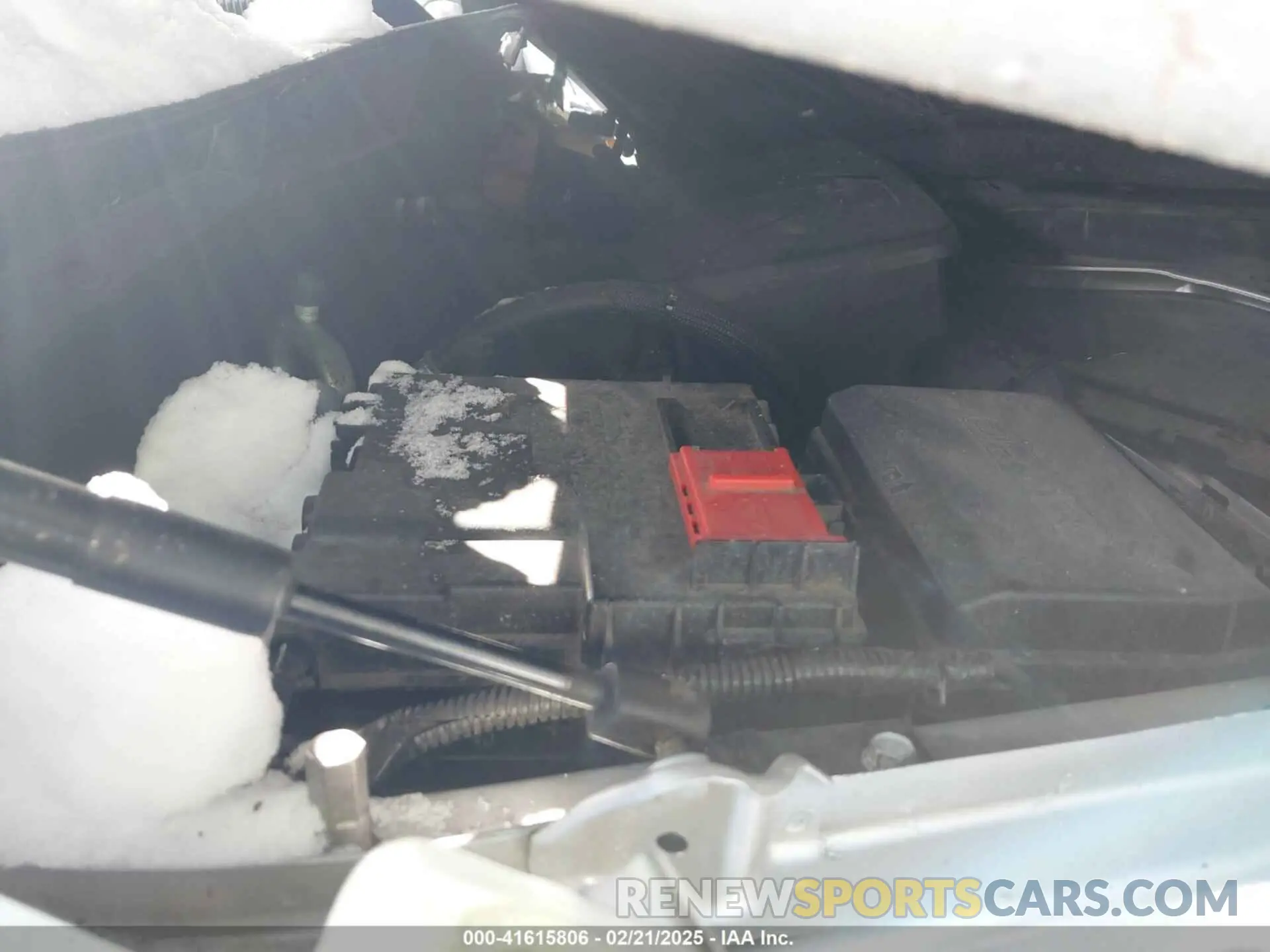 10 Photograph of a damaged car 3GTU9CEDXLG164747 GMC SIERRA 1500 2020
