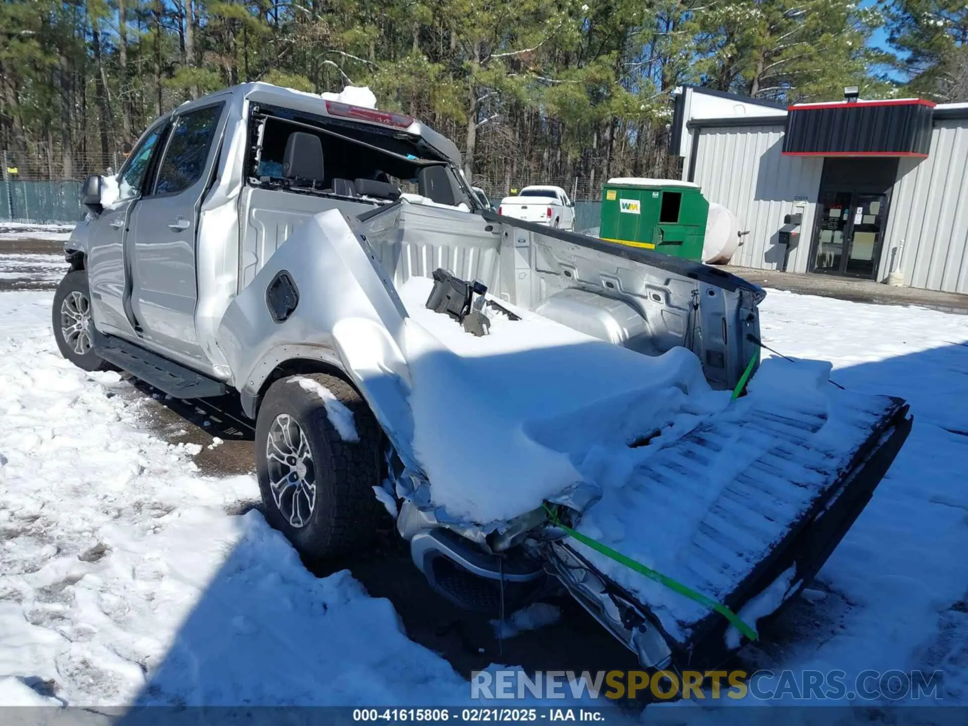 3 Photograph of a damaged car 3GTU9CEDXLG164747 GMC SIERRA 1500 2020