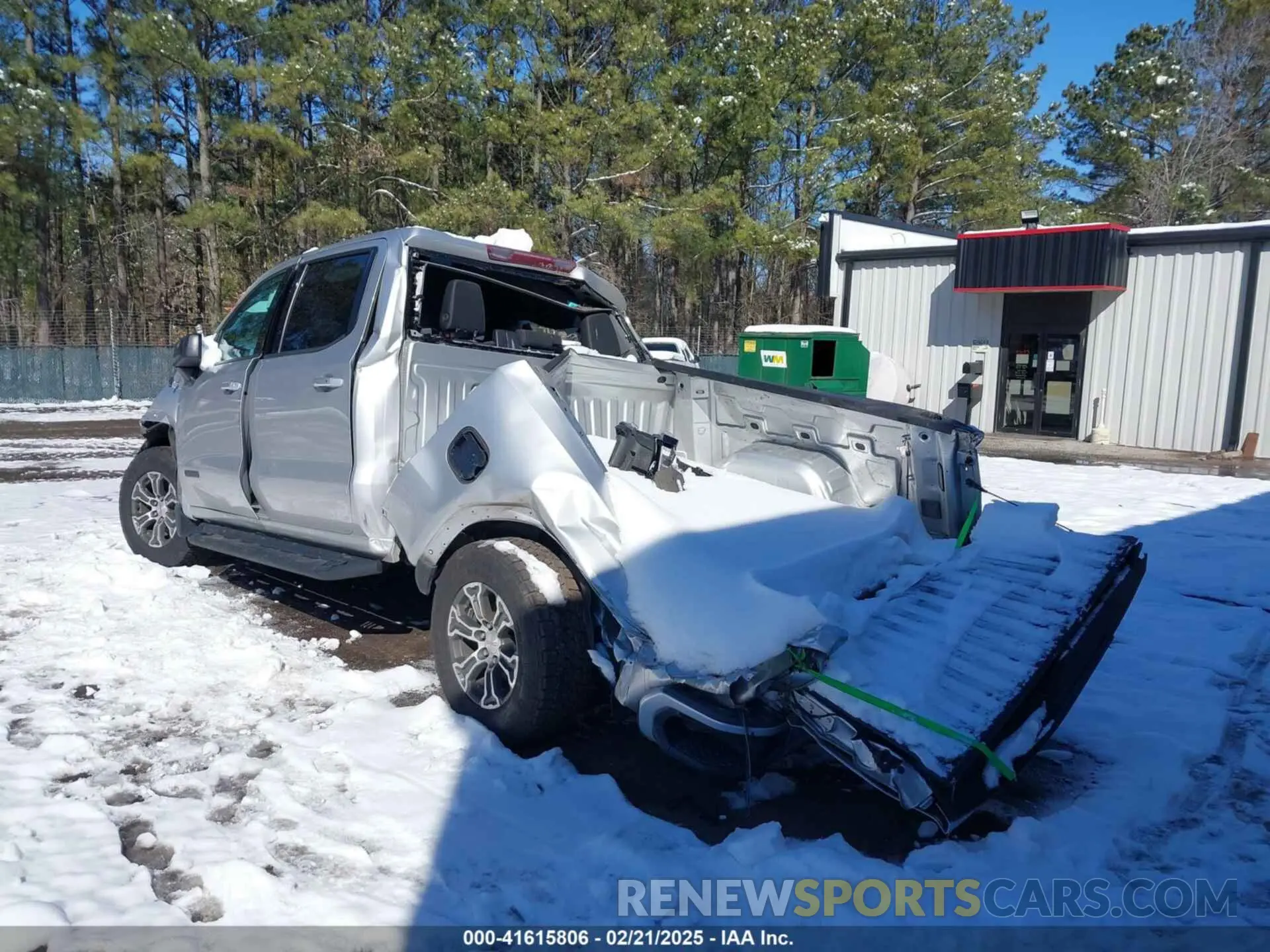 6 Photograph of a damaged car 3GTU9CEDXLG164747 GMC SIERRA 1500 2020