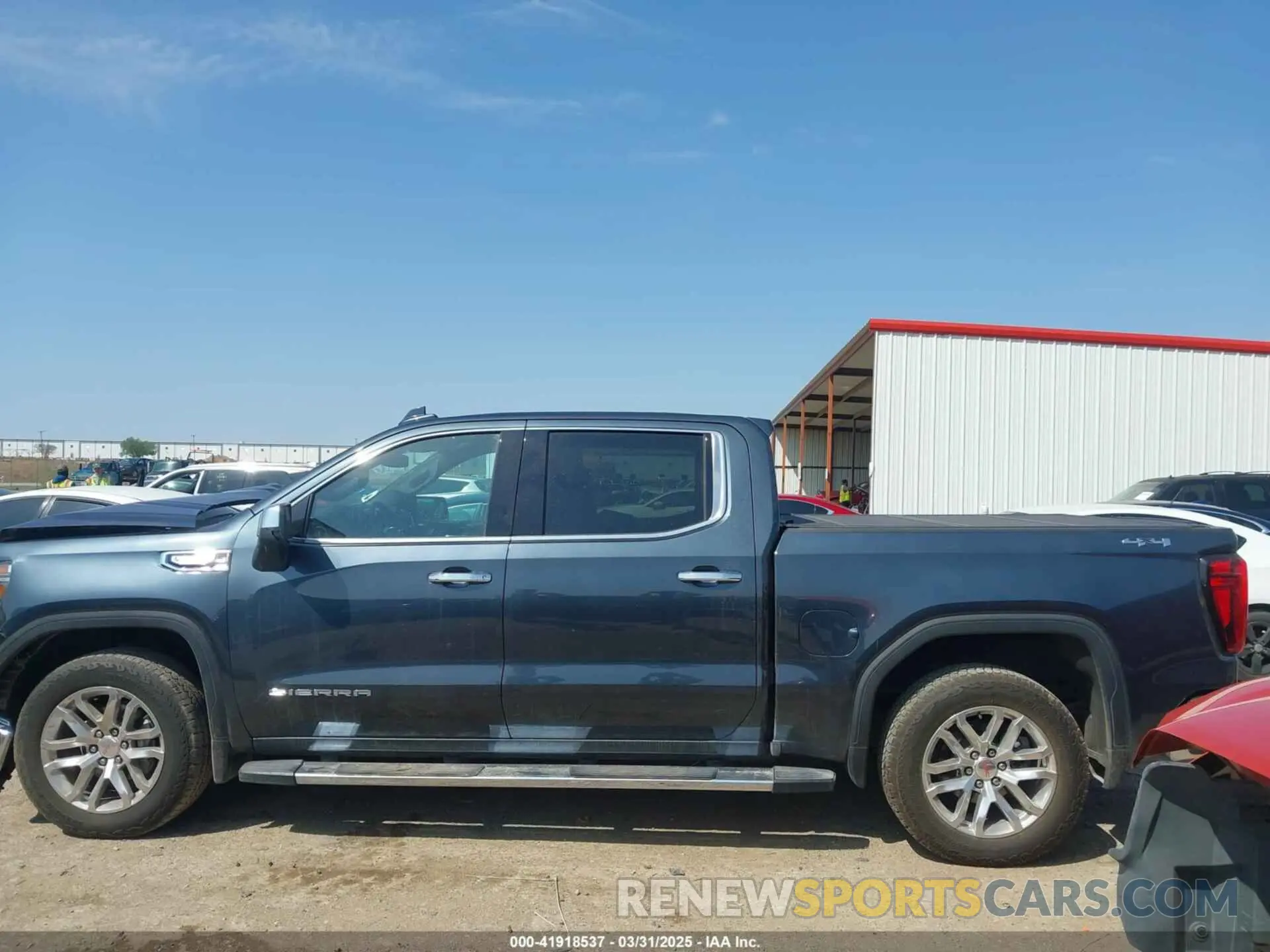 14 Photograph of a damaged car 3GTU9DED0LG122979 GMC SIERRA 1500 2020