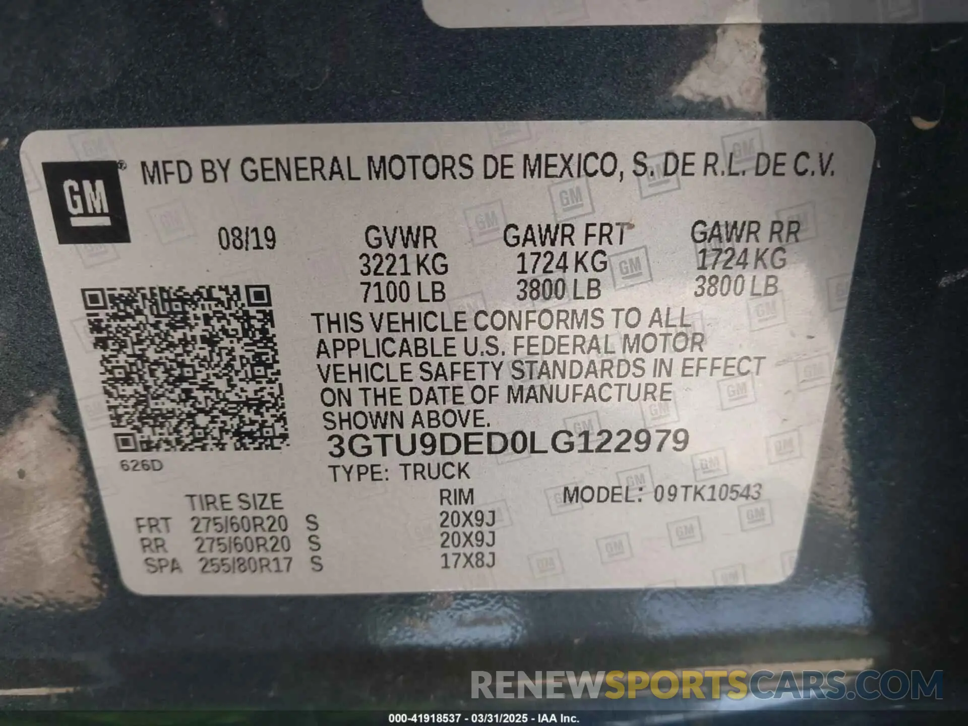 9 Photograph of a damaged car 3GTU9DED0LG122979 GMC SIERRA 1500 2020
