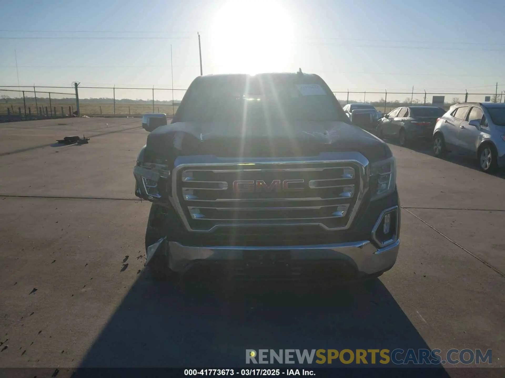 12 Photograph of a damaged car 3GTU9DED0LG367331 GMC SIERRA 1500 2020